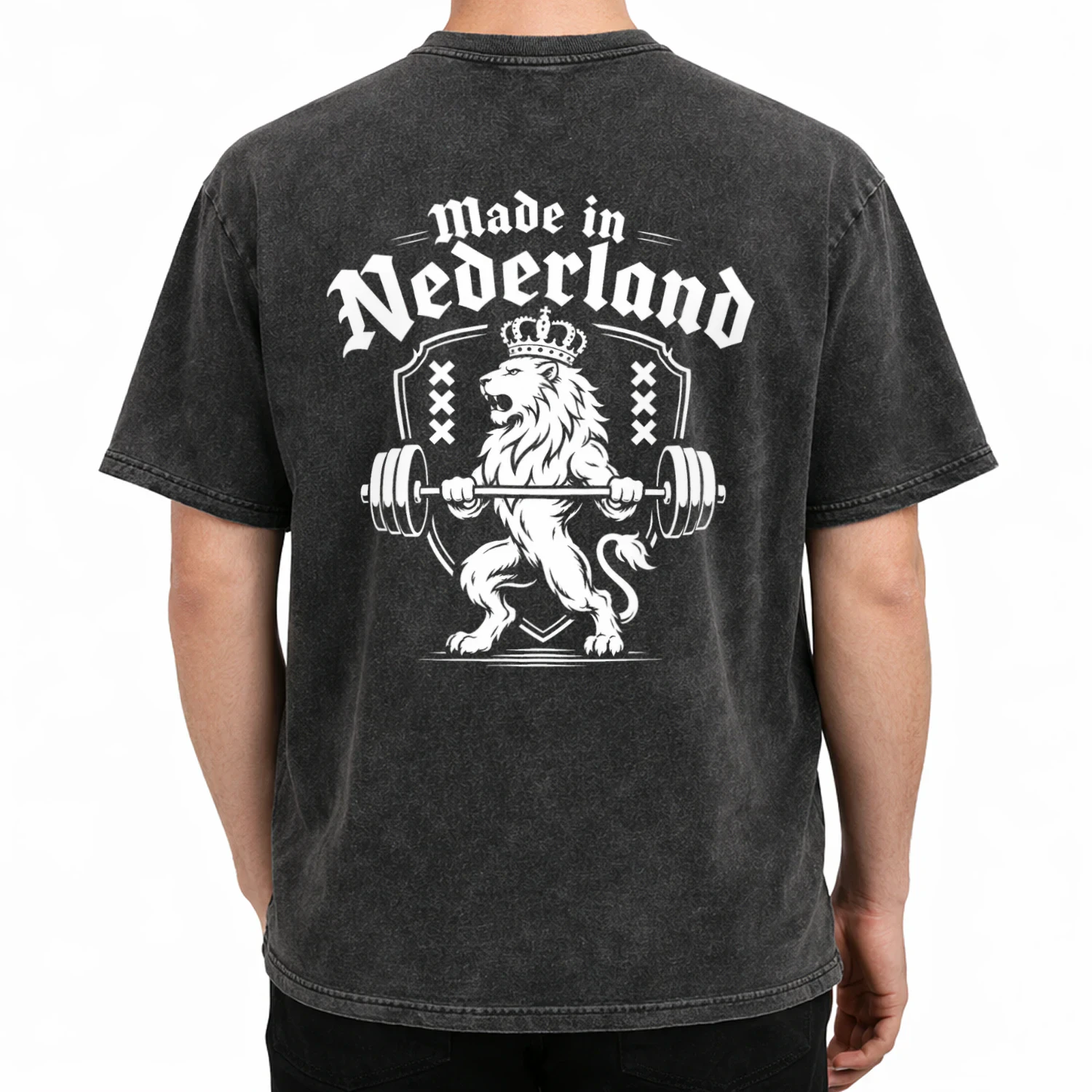 Gebouwd Door Discipline, Gemaakt in Nederland 💪🦁 – Limited Edition Acid Wash T-Shirt