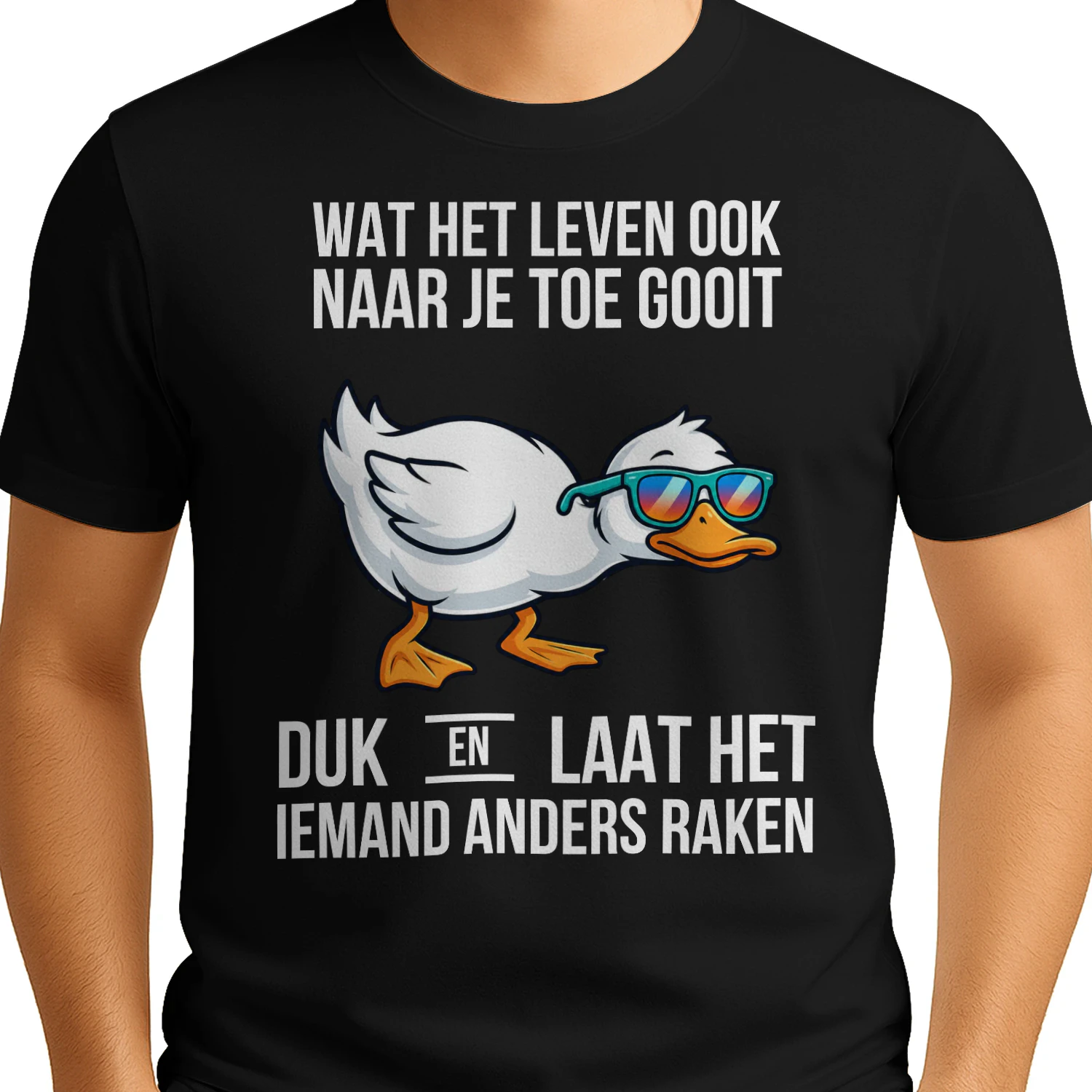 Wat Het Leven Ook Naar Je Toe Gooit Eend Grappig T-Shirt