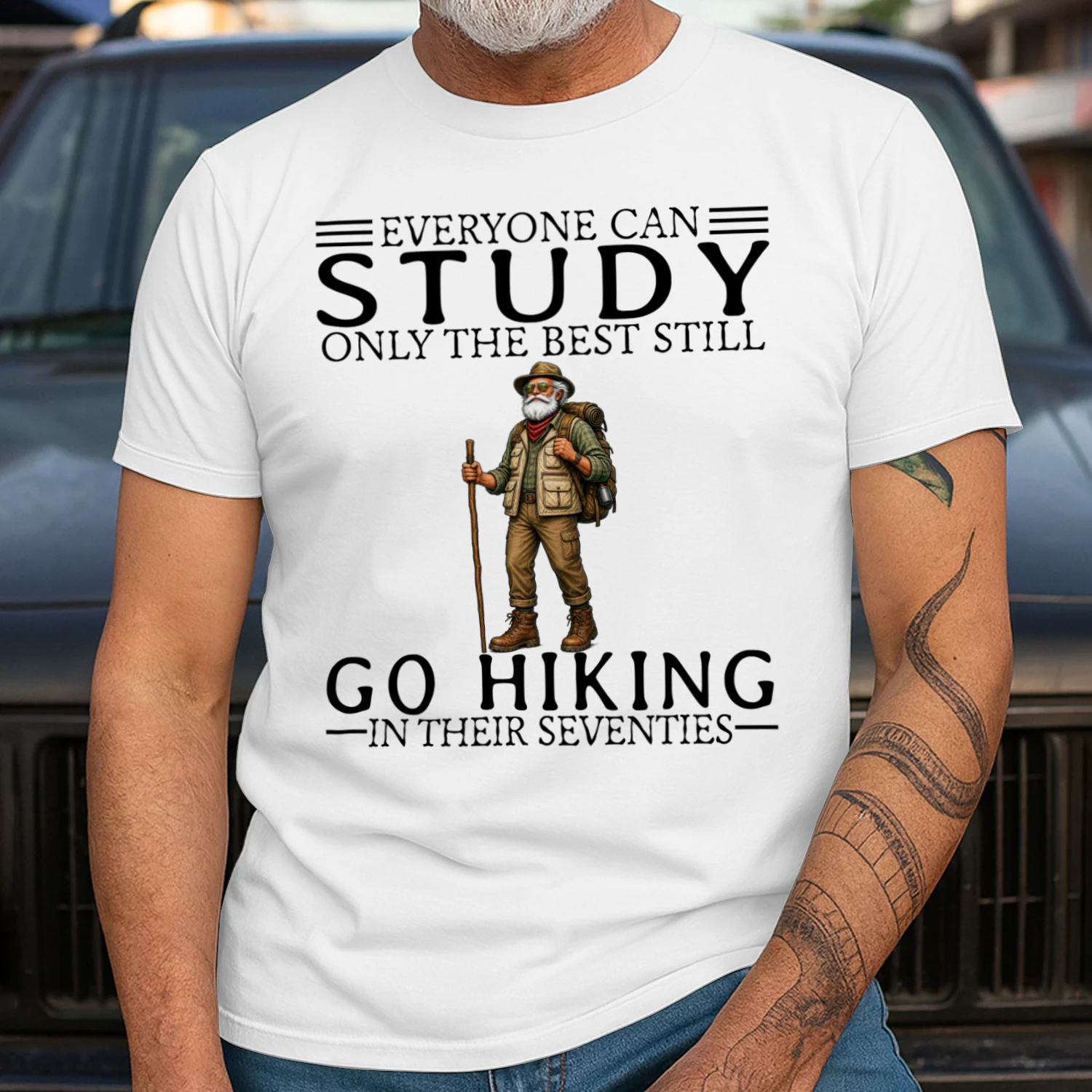 hiking-everyone-nv7