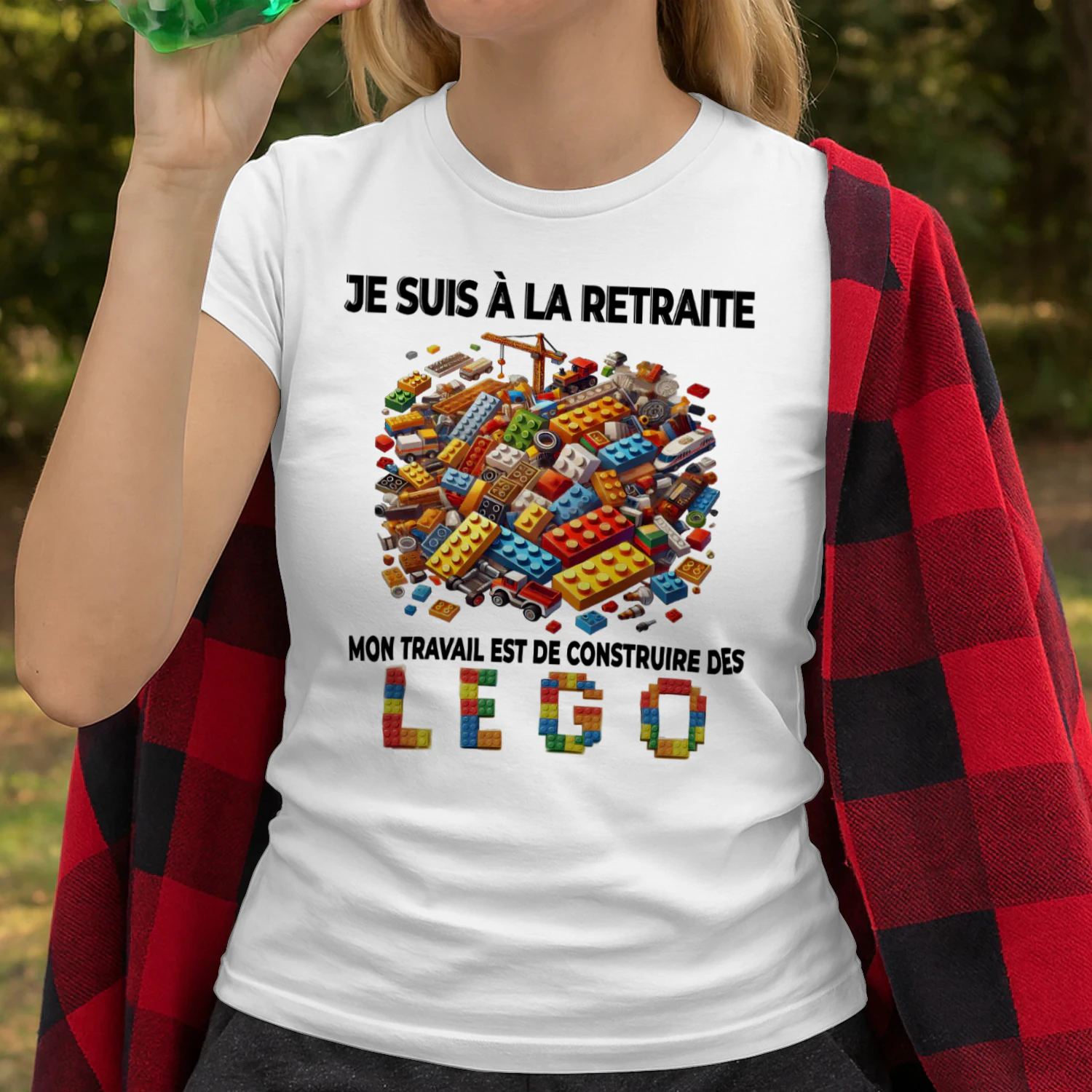 FR-I am retired, my job is to build Lego