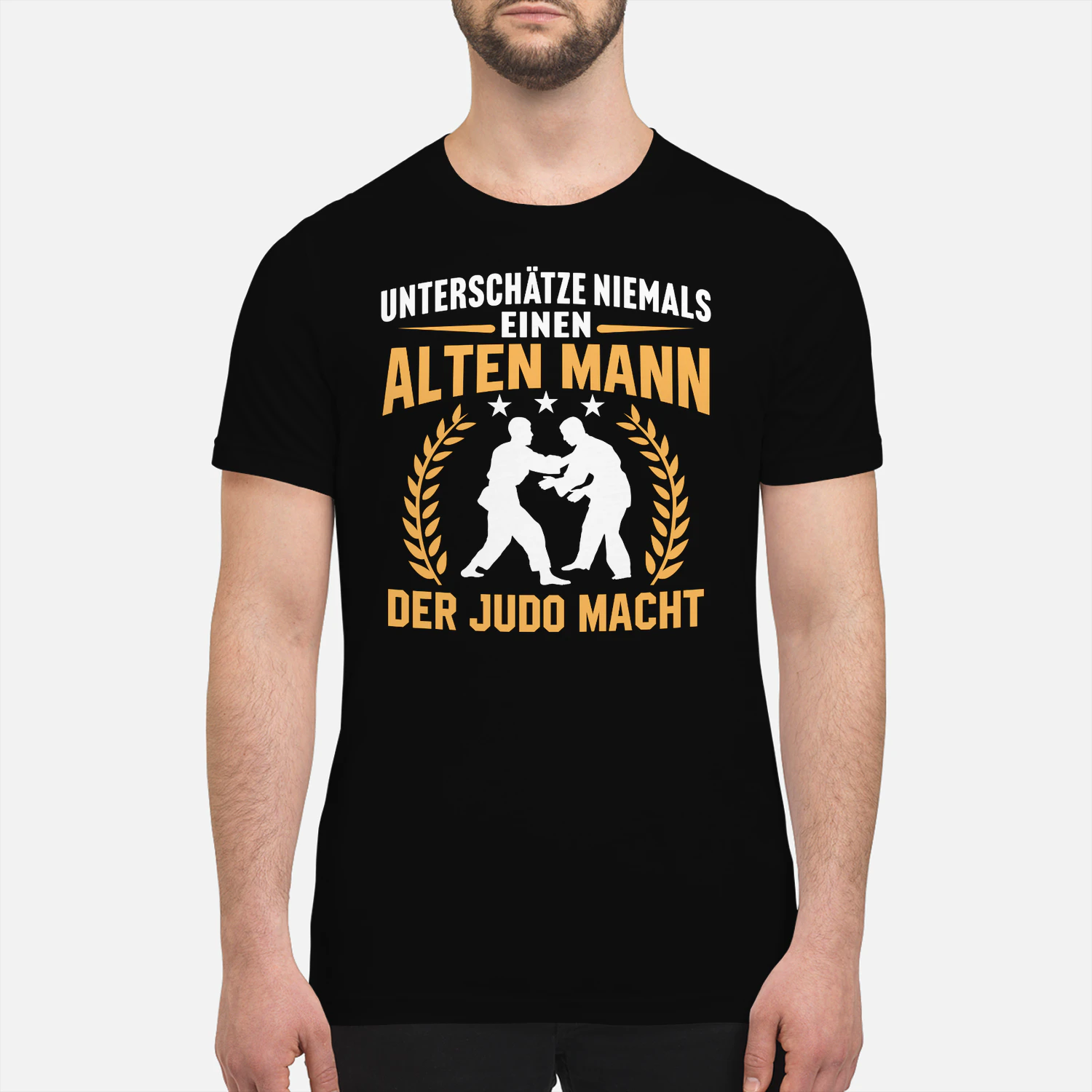 Unterschätze niemals einen alten Mann der Judo macht 