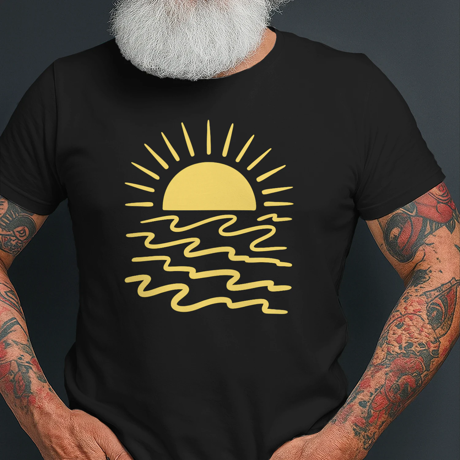 Minimalistisk Solnedgång vid Havet – Sommar T-Shirt