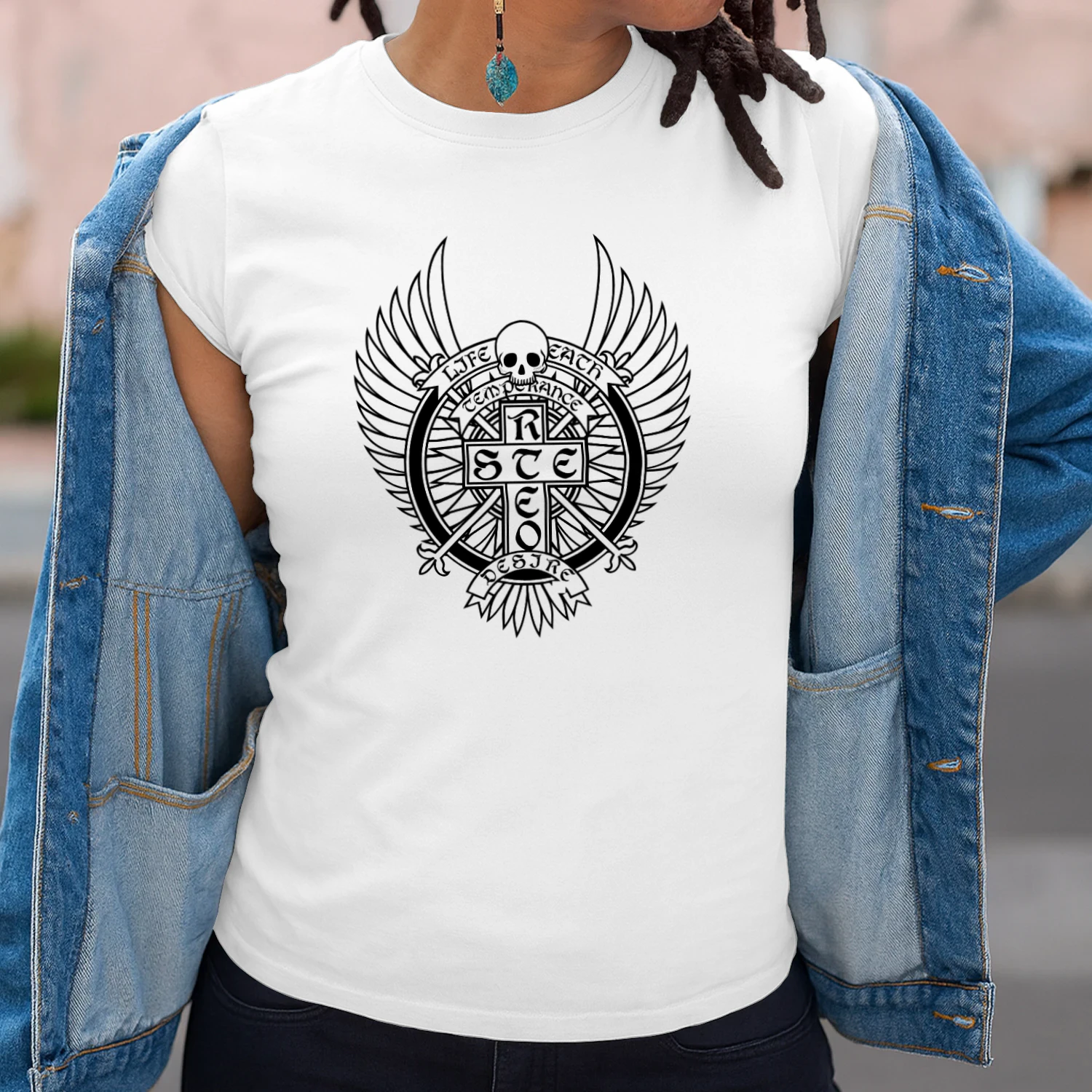 Live Fast Die Young Skull Wings T-Shirt