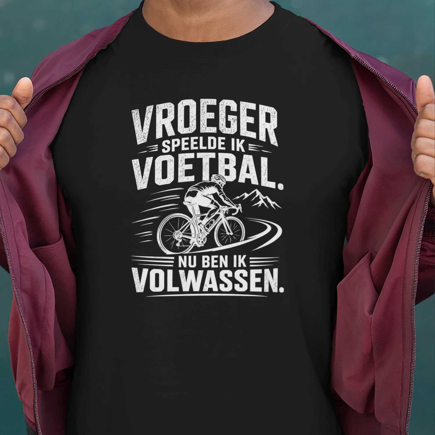Vroeger speelde ik voetbal. Nu ben ik volwassen