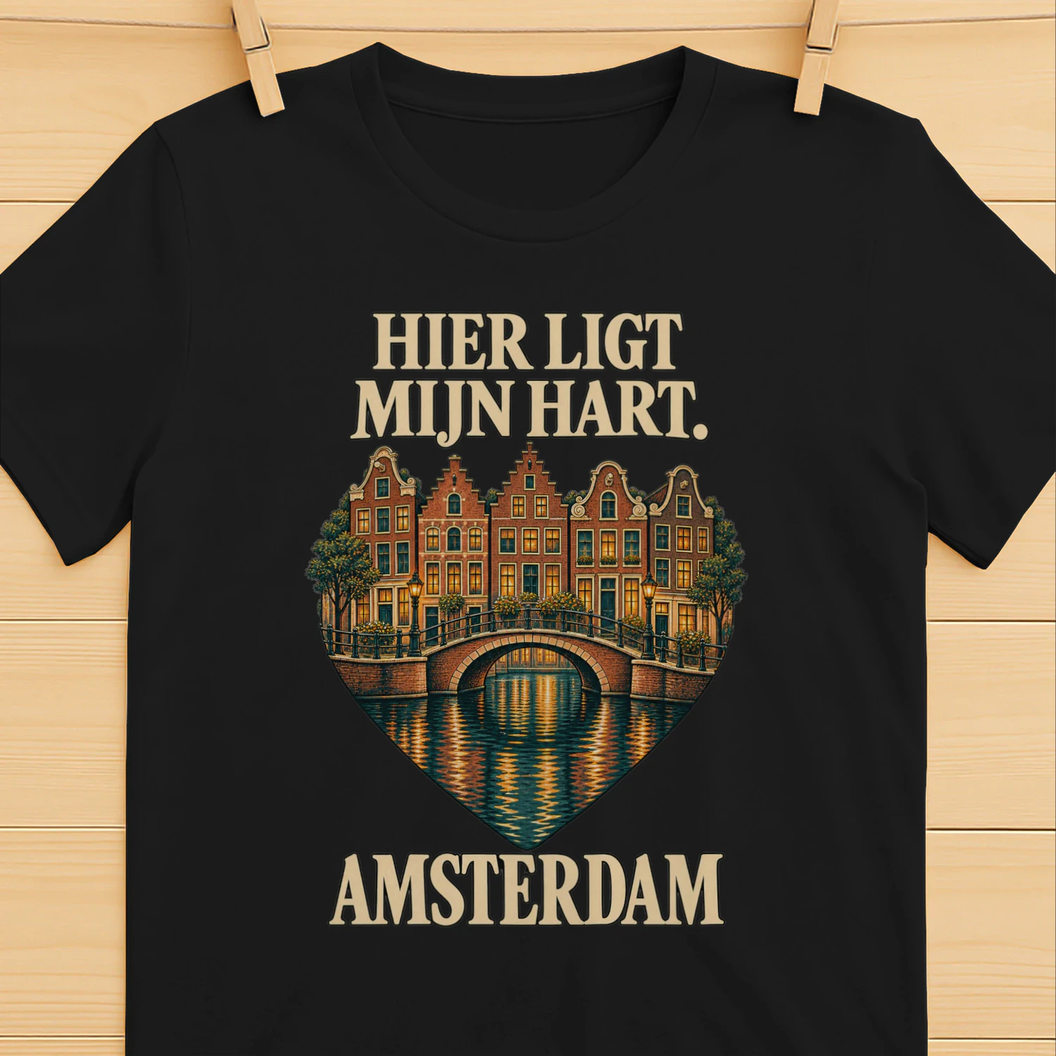 HIER LIGT MIJN HART.  AMSTERDAM