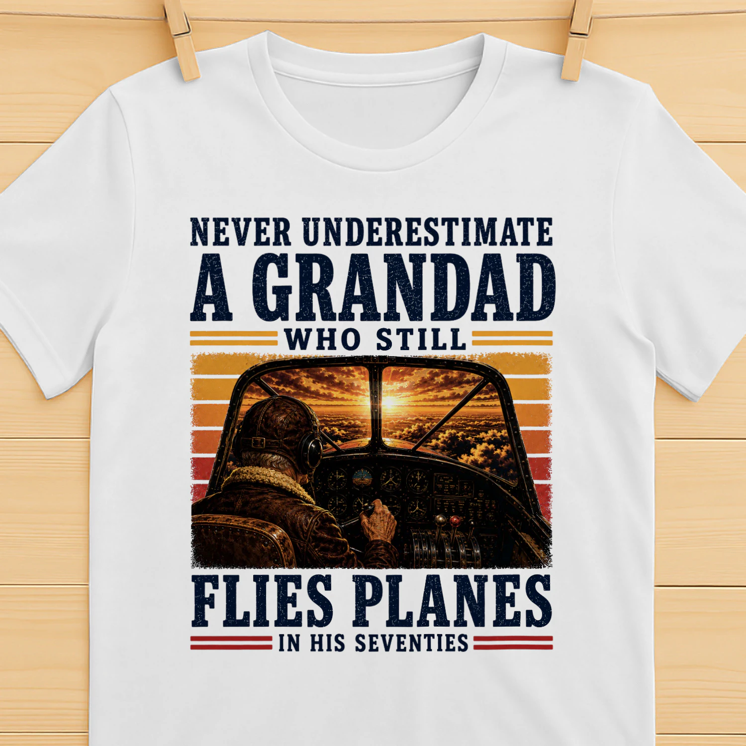TEU0173 Flies Planes