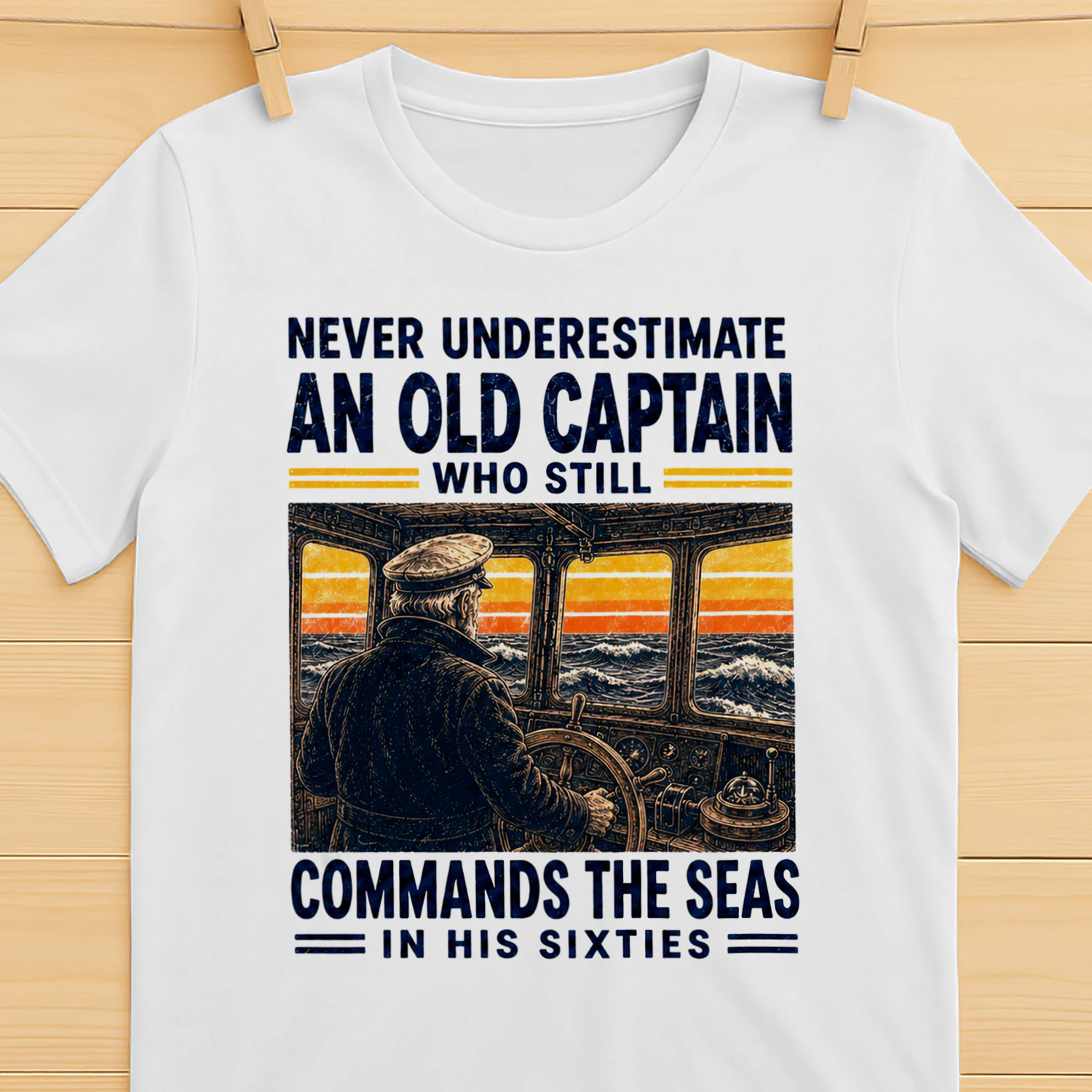 TEU0369 Commands The Seas