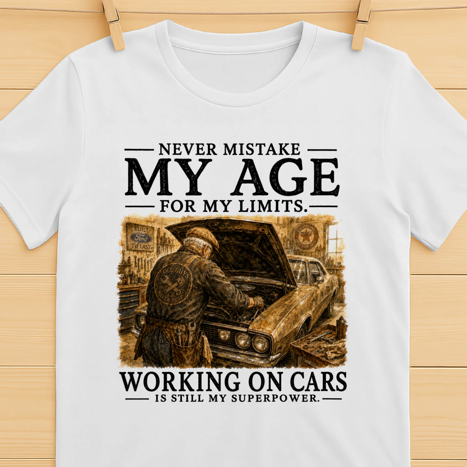 TEU0603 WORKING ON CARS