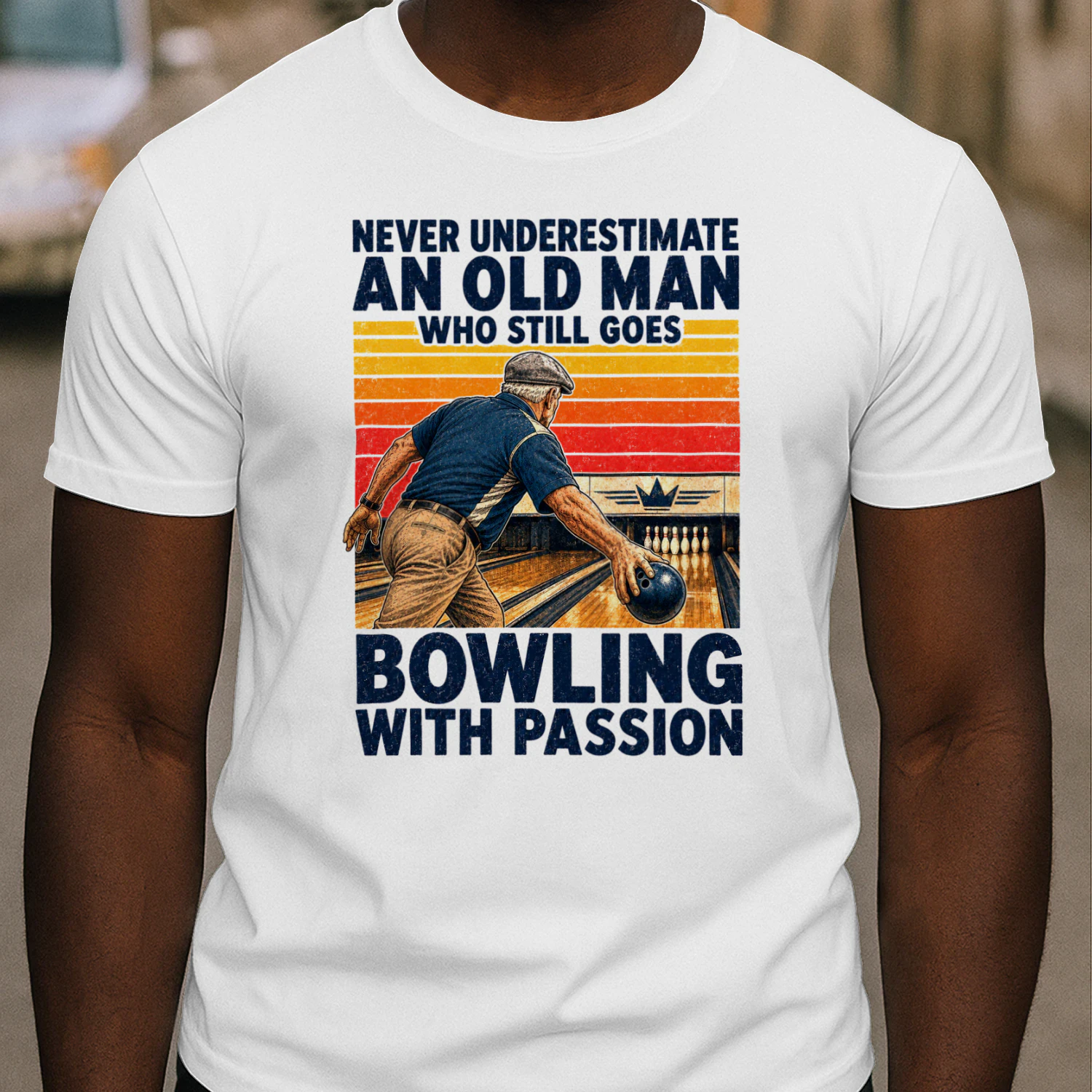 TEU1024 Man Bowling