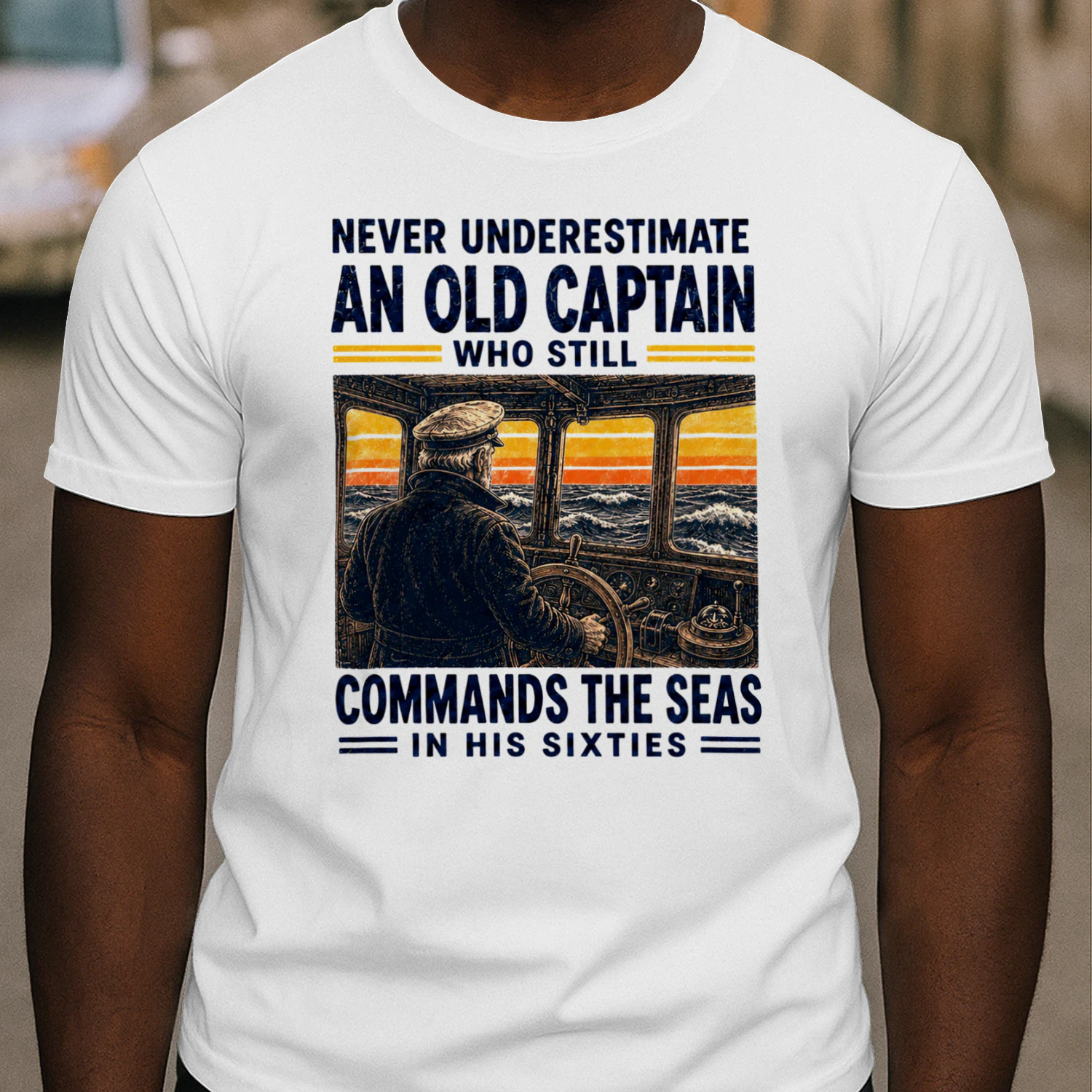 TEU0369 Commands The Seas