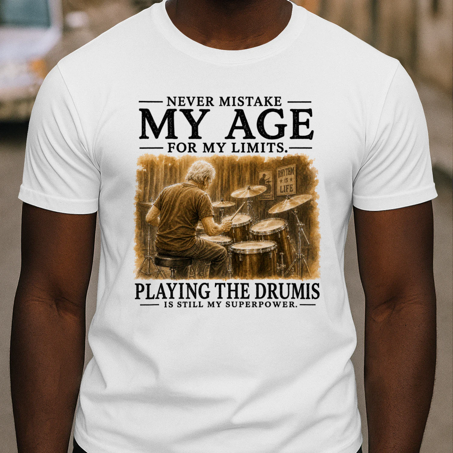 TEU0597 PLAYING THE DRUMIS