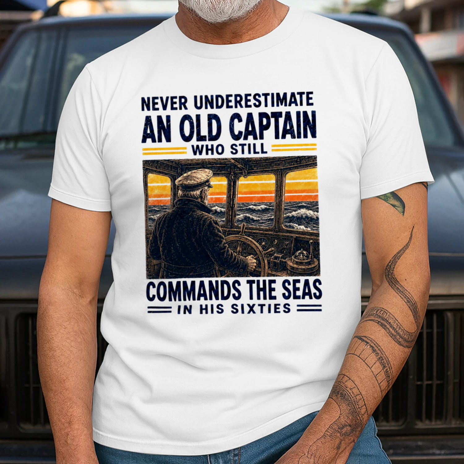TEU0369 Commands The Seas