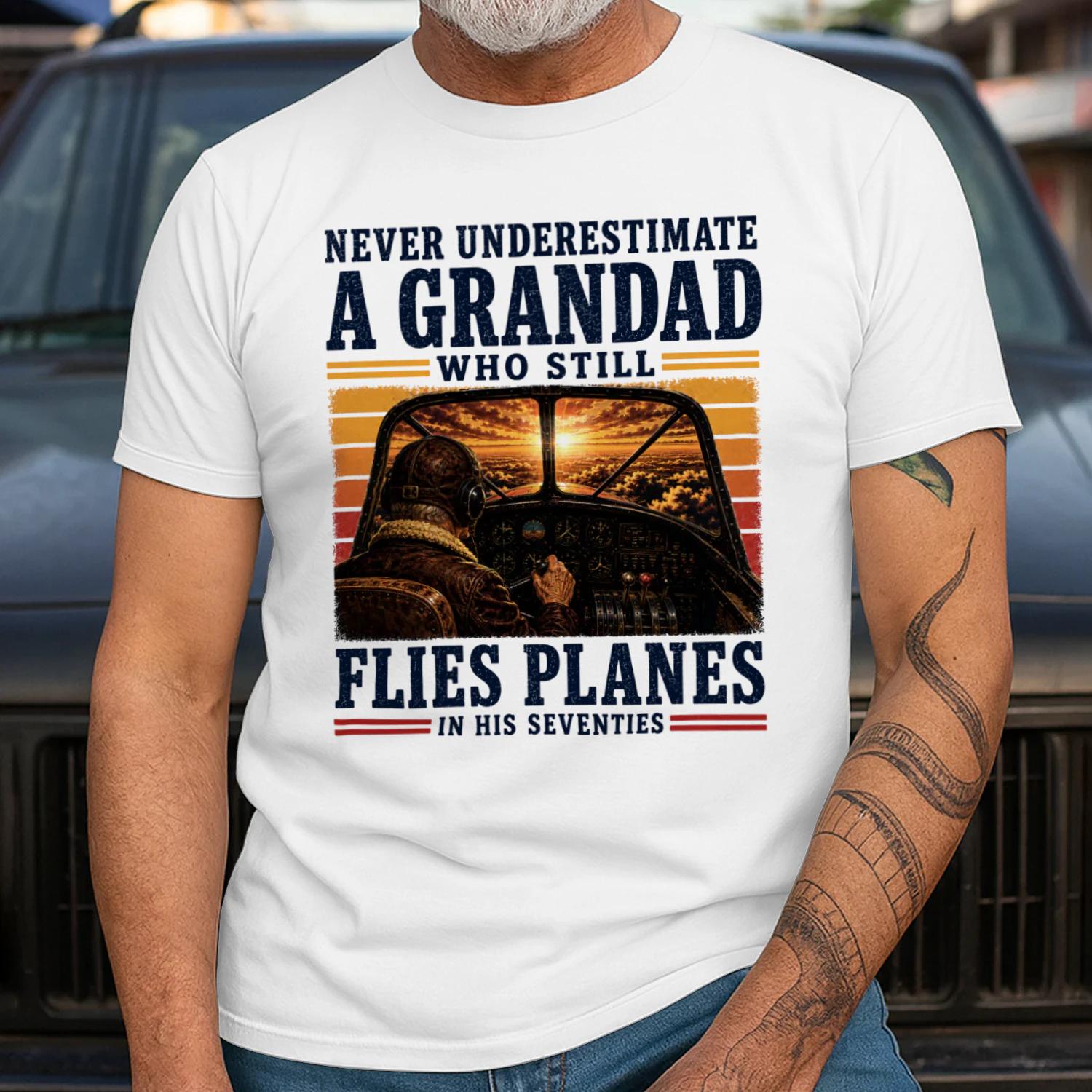 TEU0173 Flies Planes