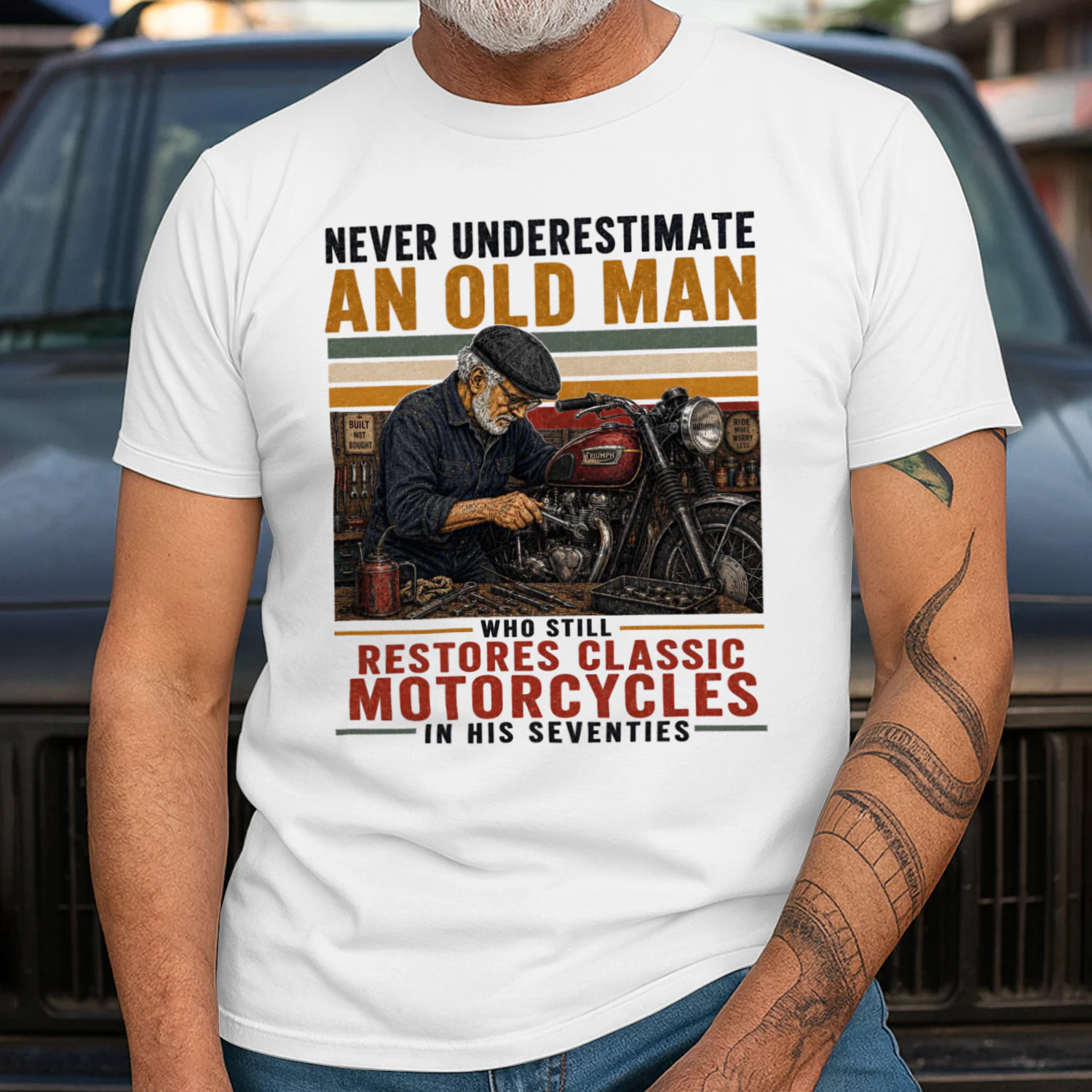 TEU0252 Restores Classic Motorcycles