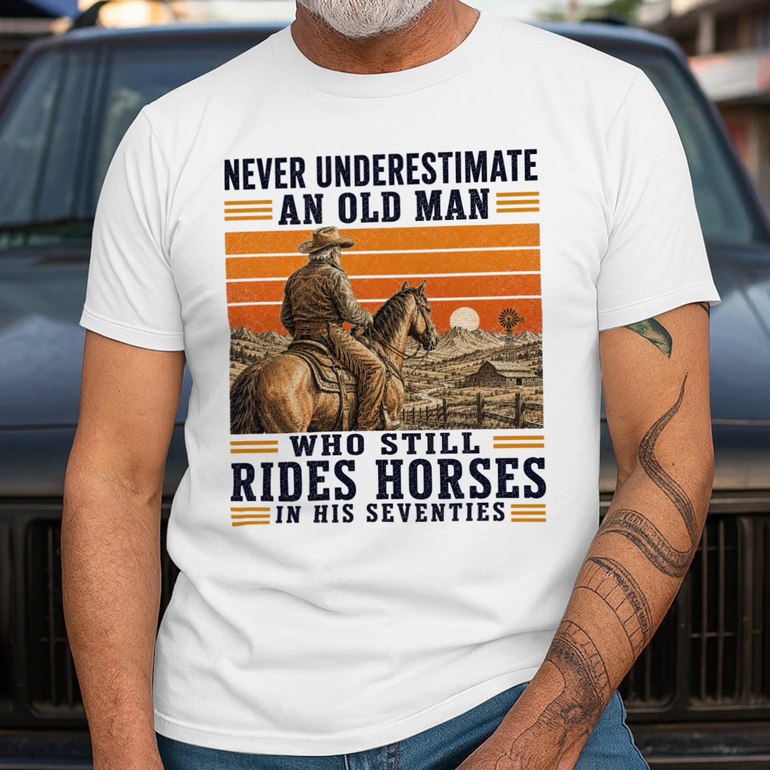 TEU0475 Rides Horses