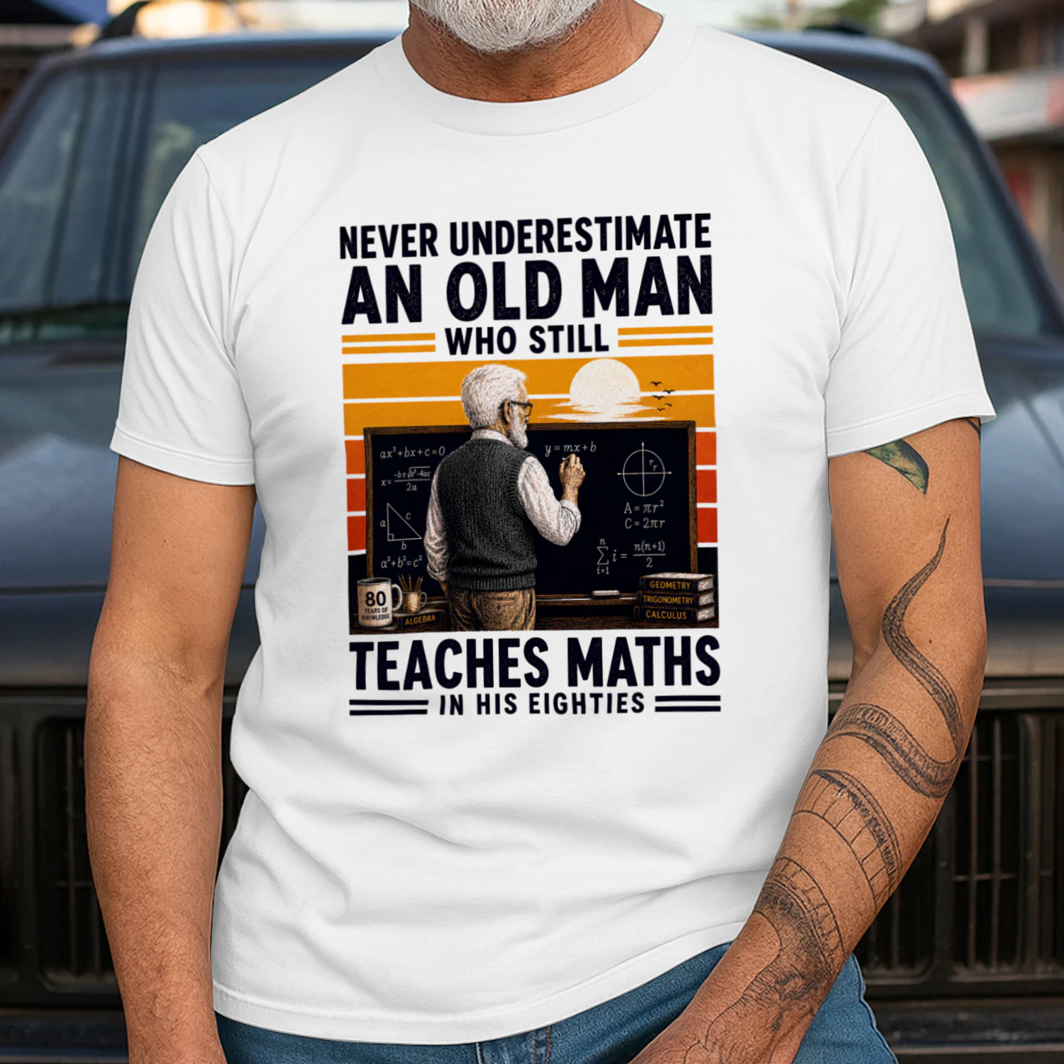 TEU0627 Teaches Maths In His Eighties