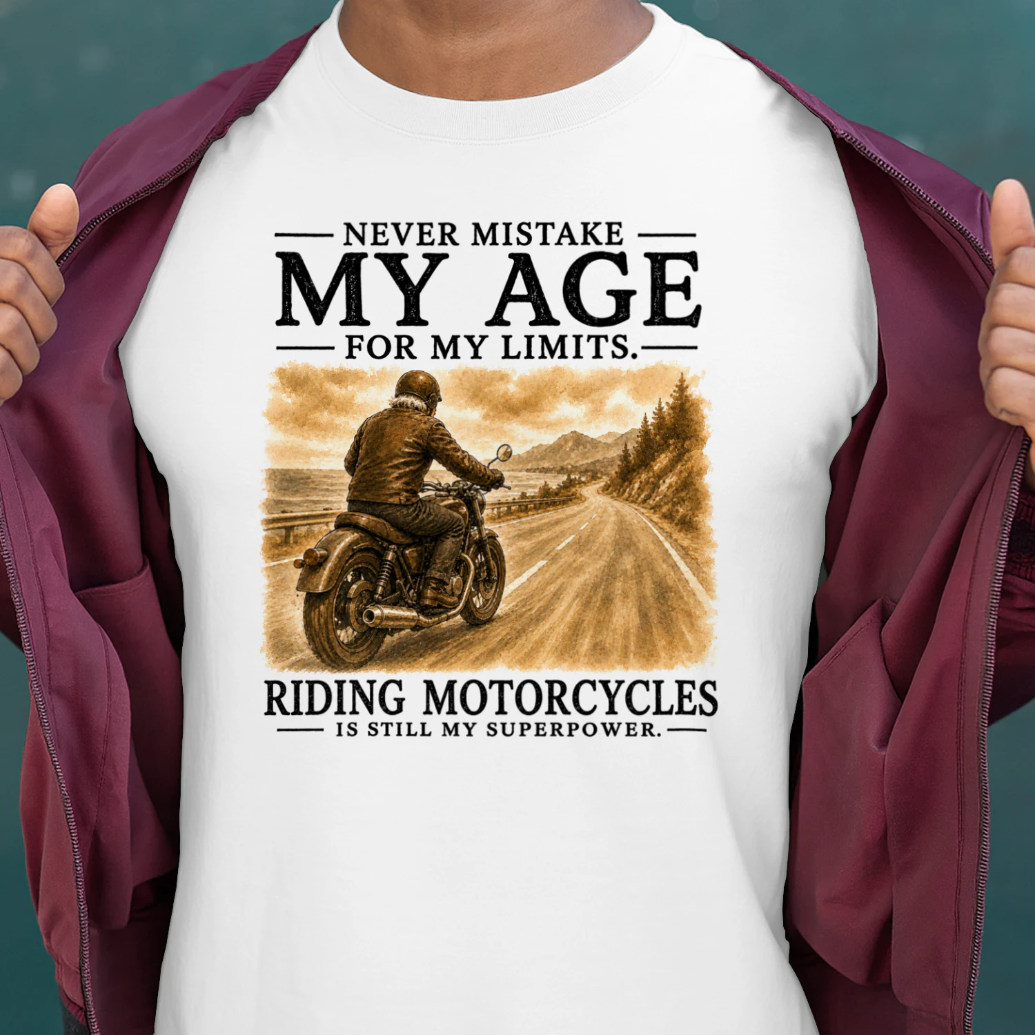 TEU0600 RIDING MOTORCYCLES