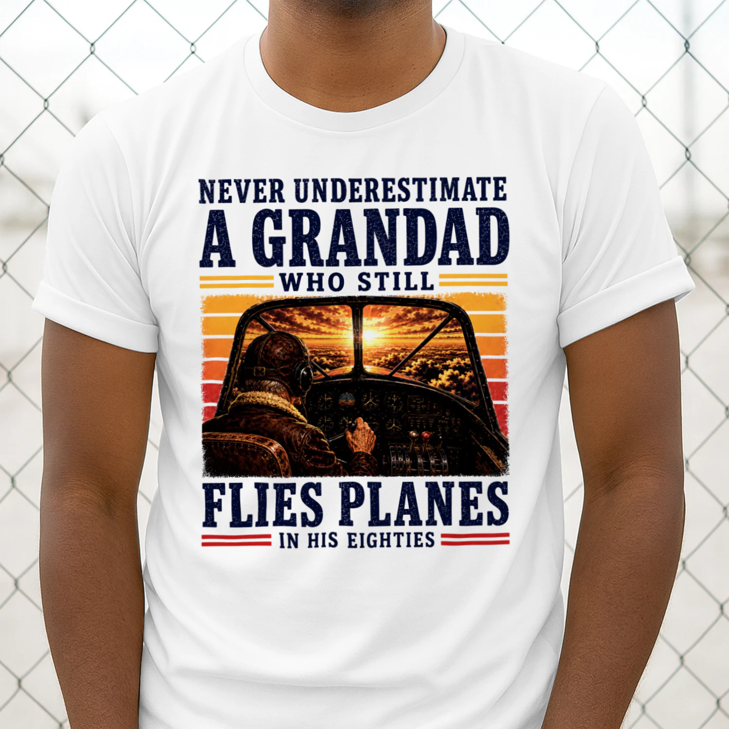 TEU0648 Flies Planes
