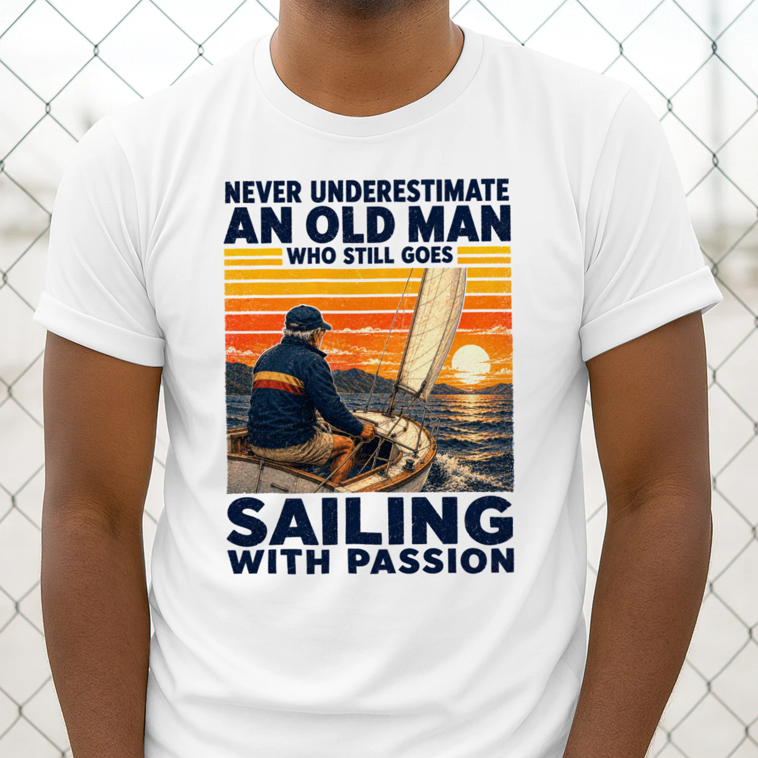 TEU1034 Man Sailing