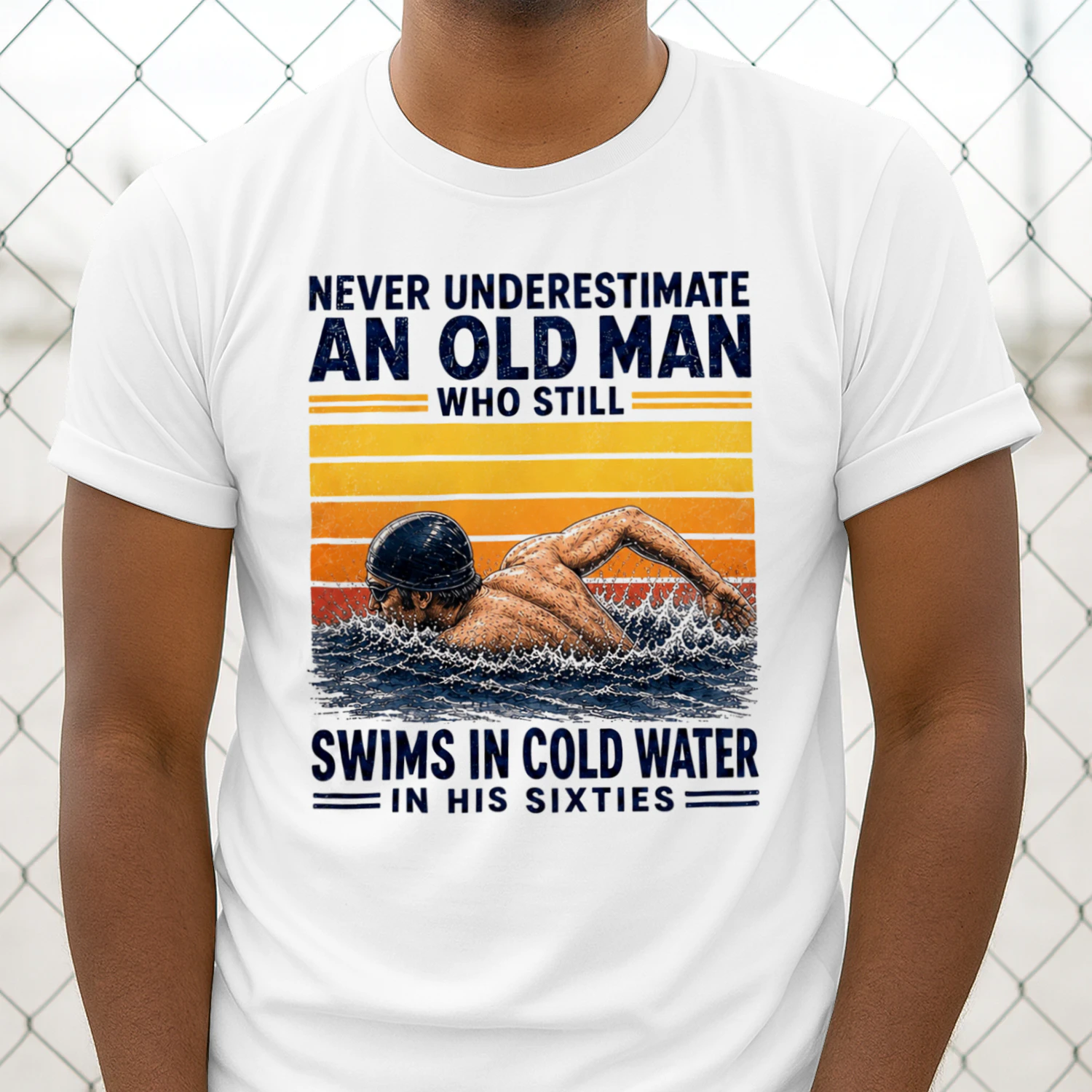 TEU0320 Swims In Cold Water