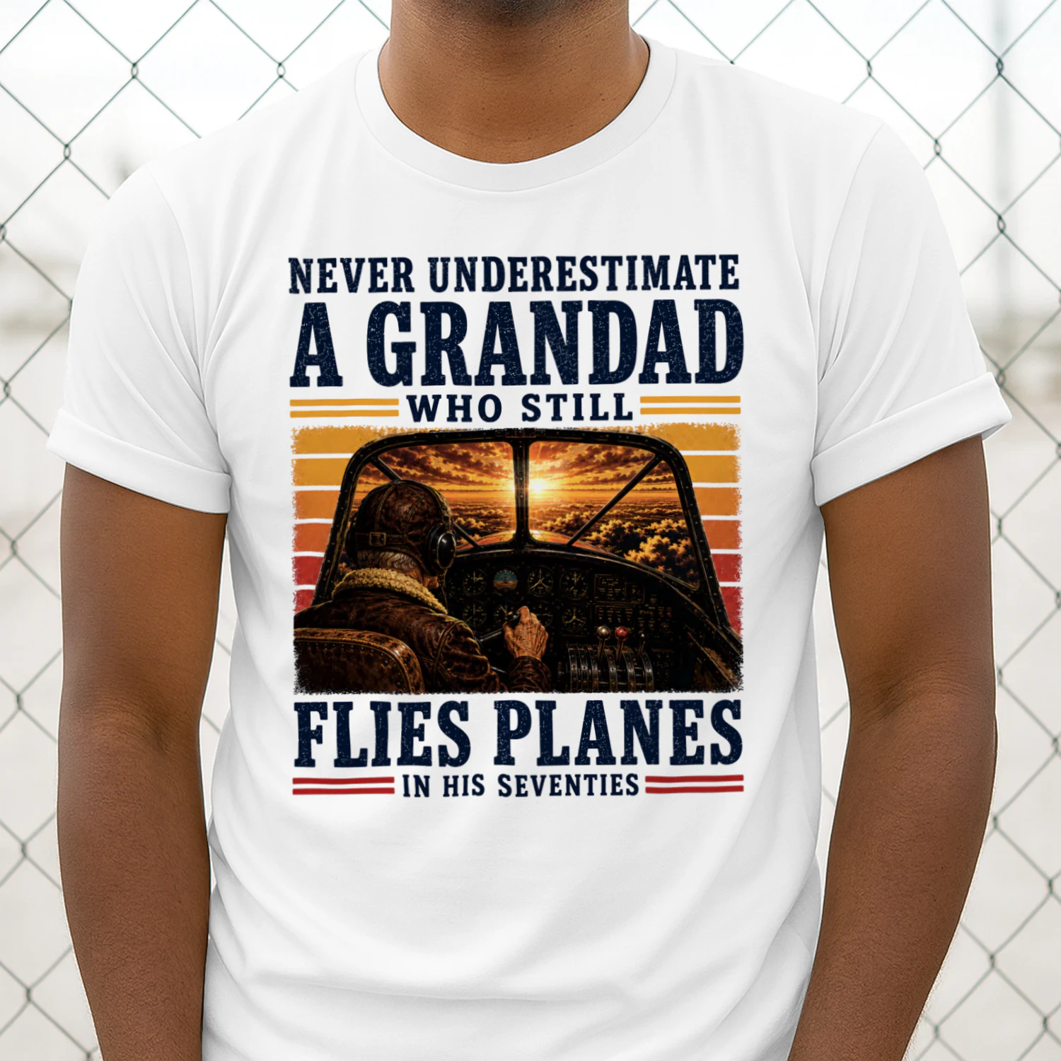 TEU0173 Flies Planes
