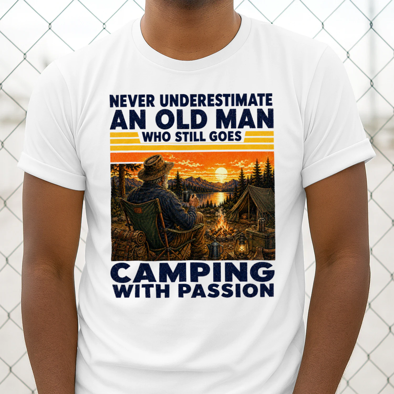 TEU1124 Man Camping
