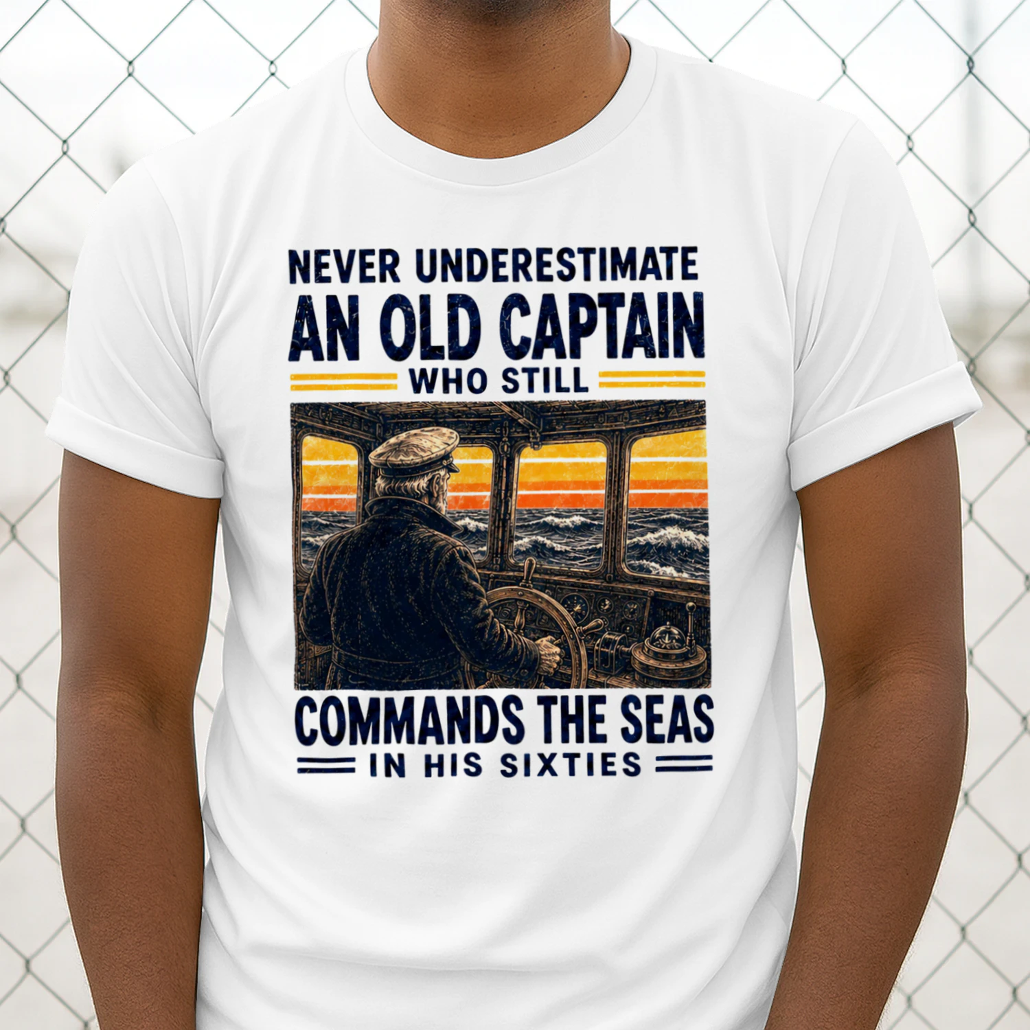 TEU0369 Commands The Seas