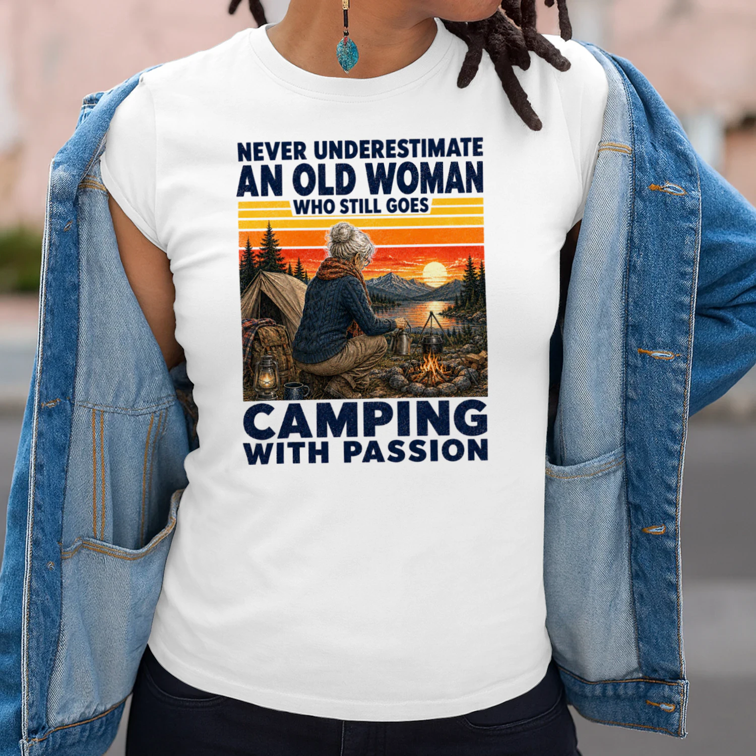 TEU1048 Woman Camping