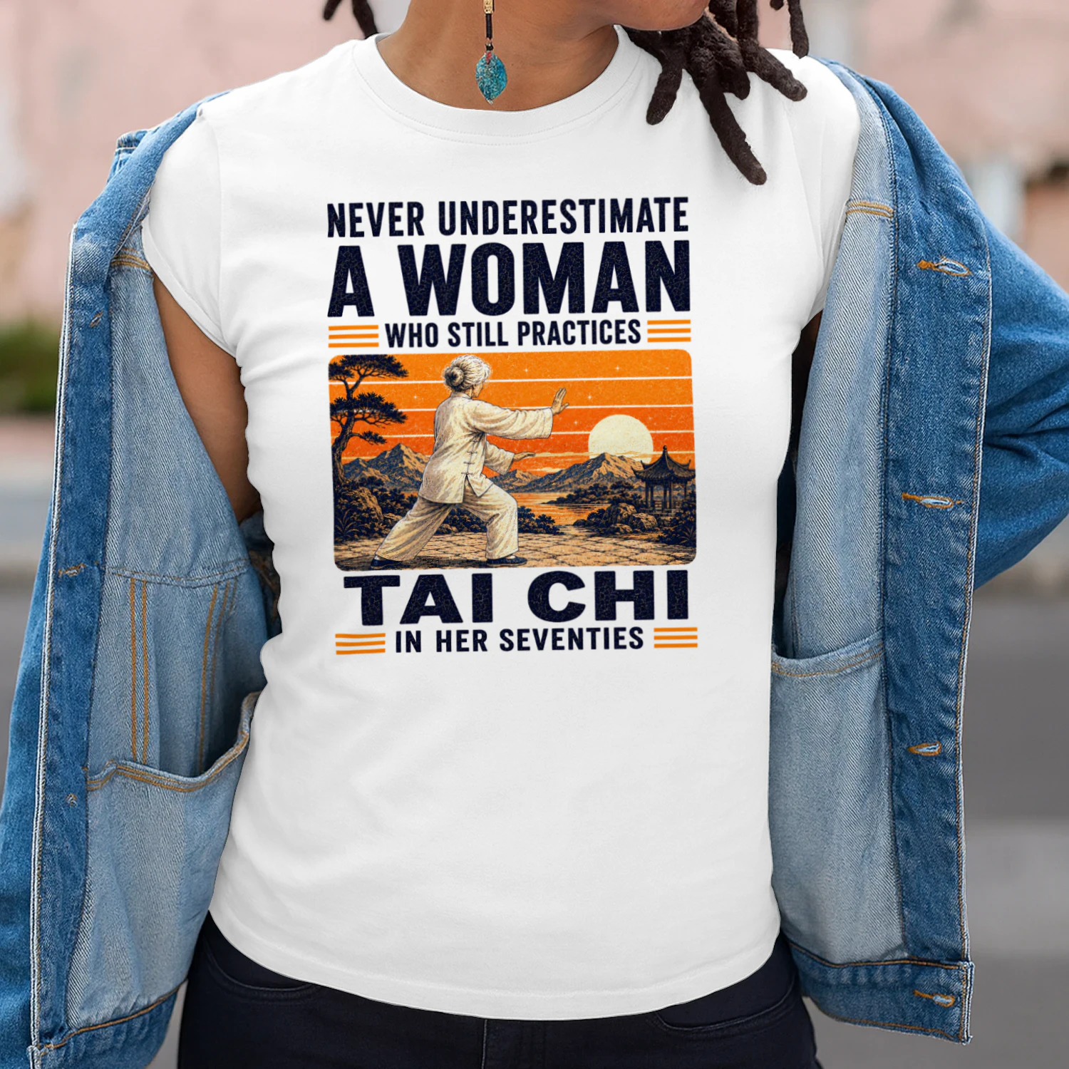 TEU0523 Woman Tai Chi