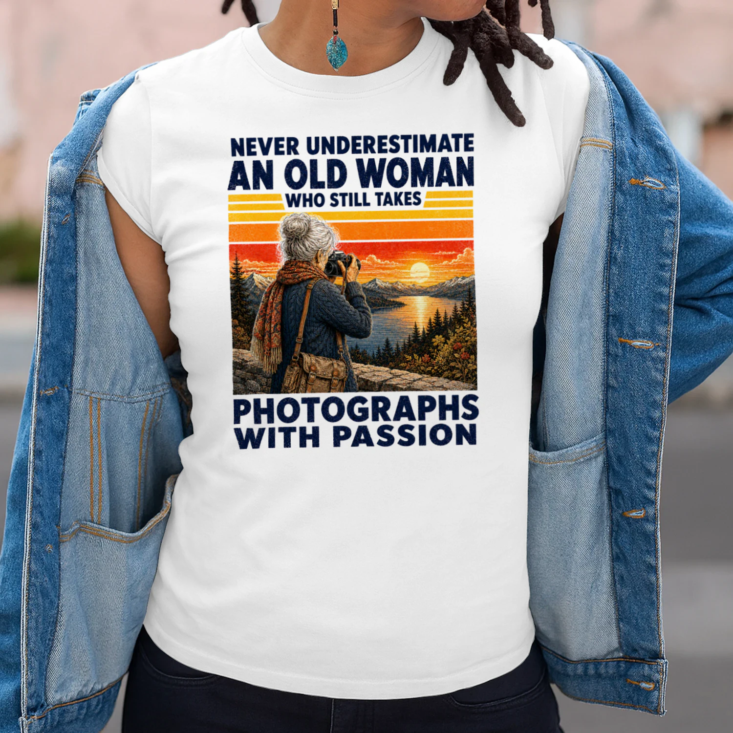 TEU1073 Woman Photographs