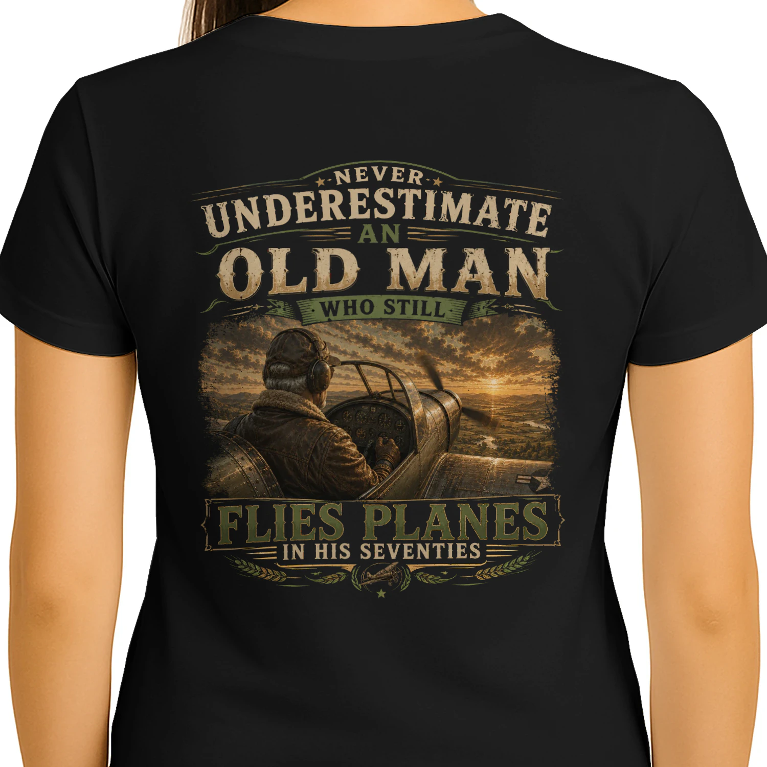 TEU0182 Flies Planes