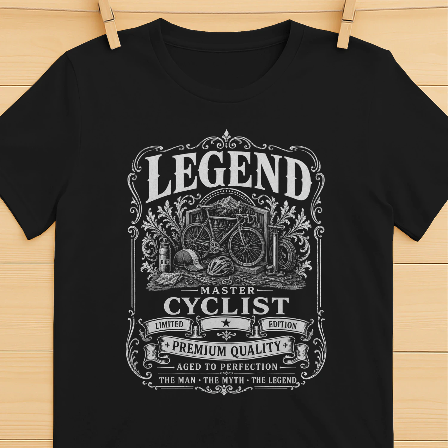 TEU0830 Cyclist