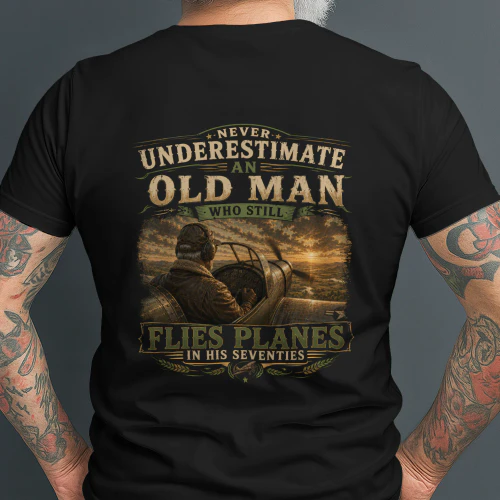 TEU0182 Flies Planes