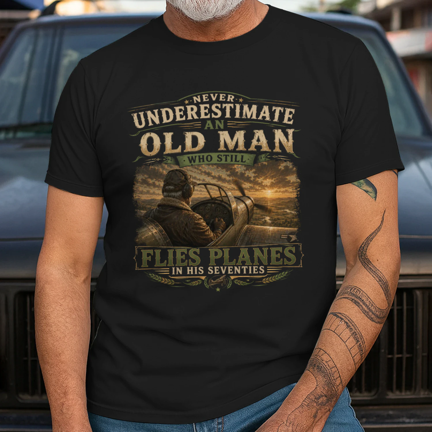 TEU0021 Never Underestimate An Old Man Who Flies Planes T-Shirt