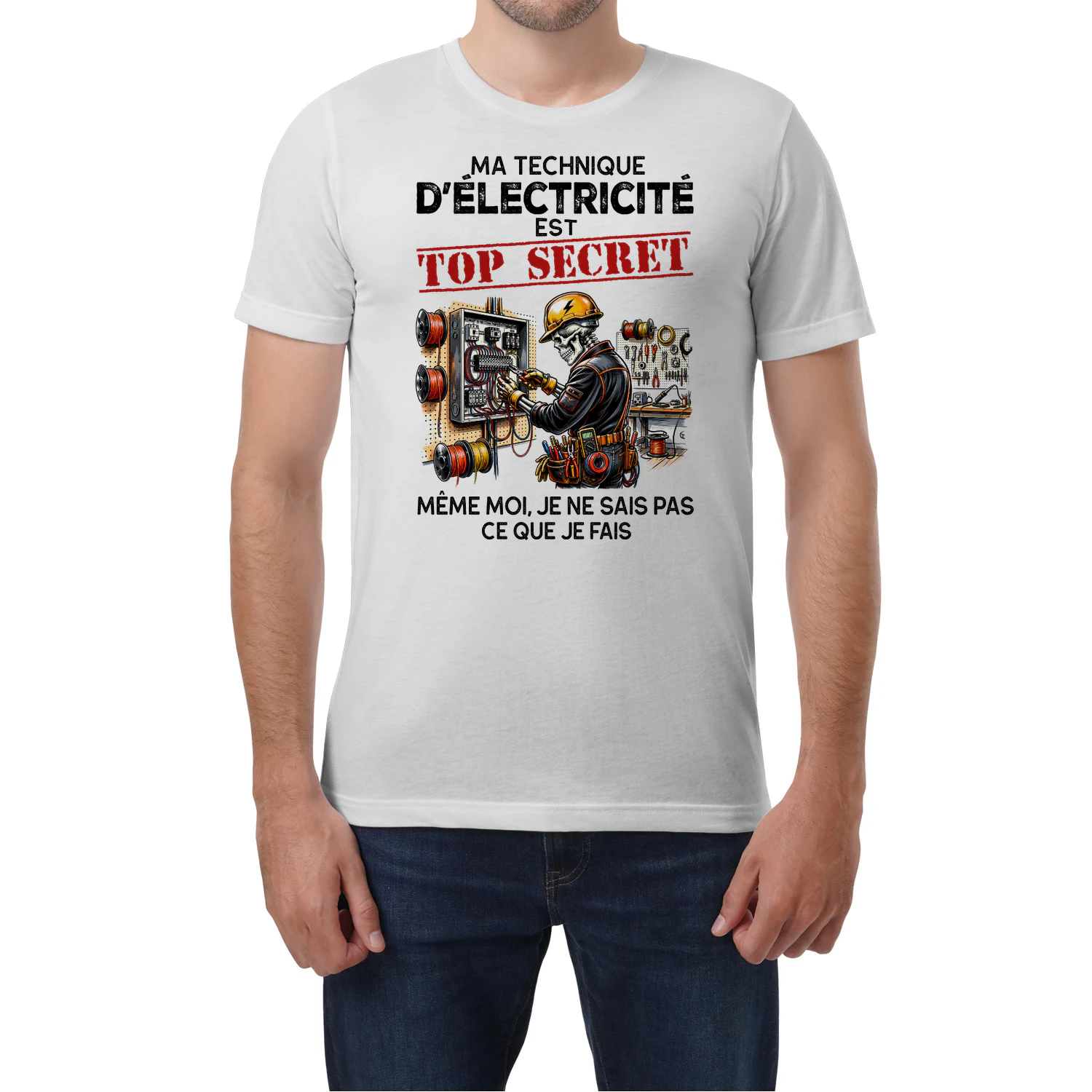 D'ÉLECTRICIEN EST TOP SECRET