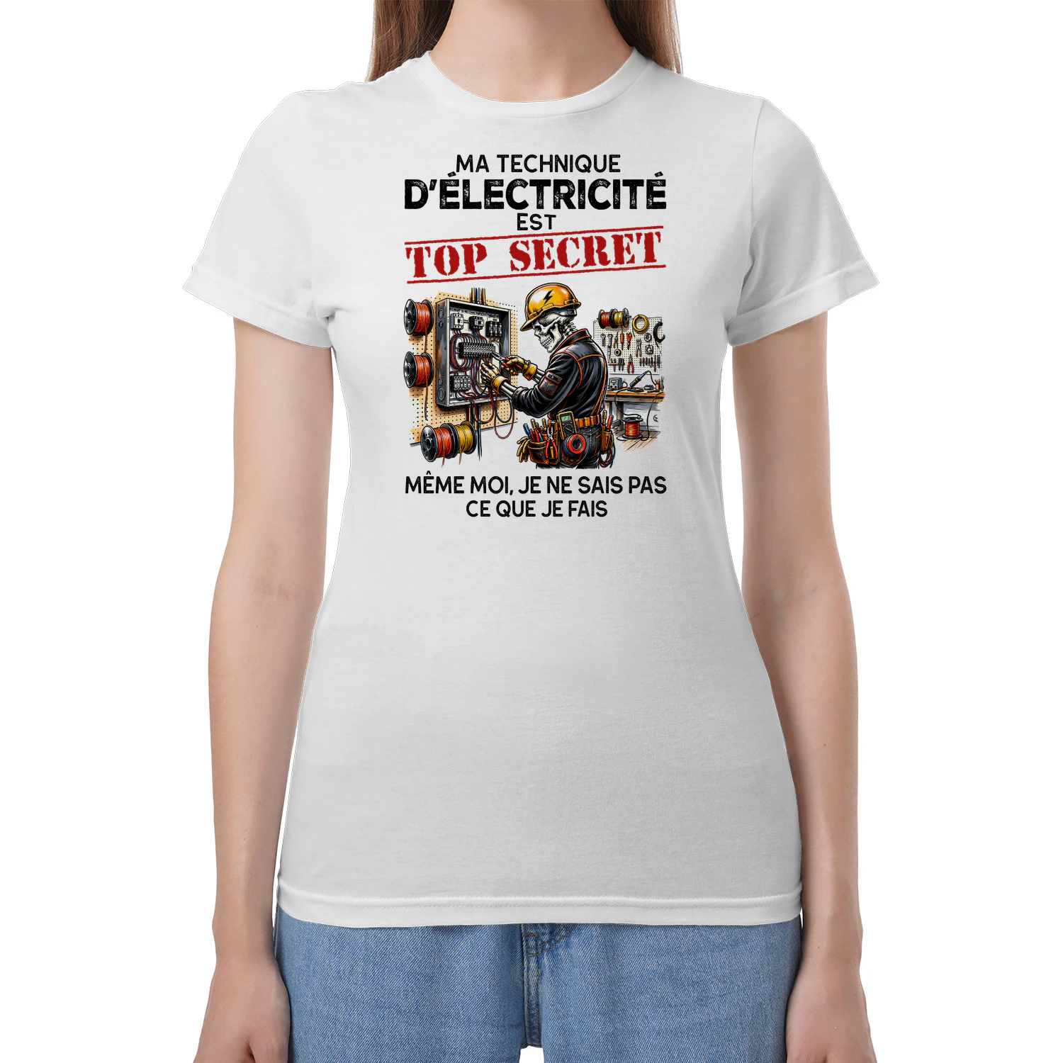 D'ÉLECTRICIEN EST TOP SECRET