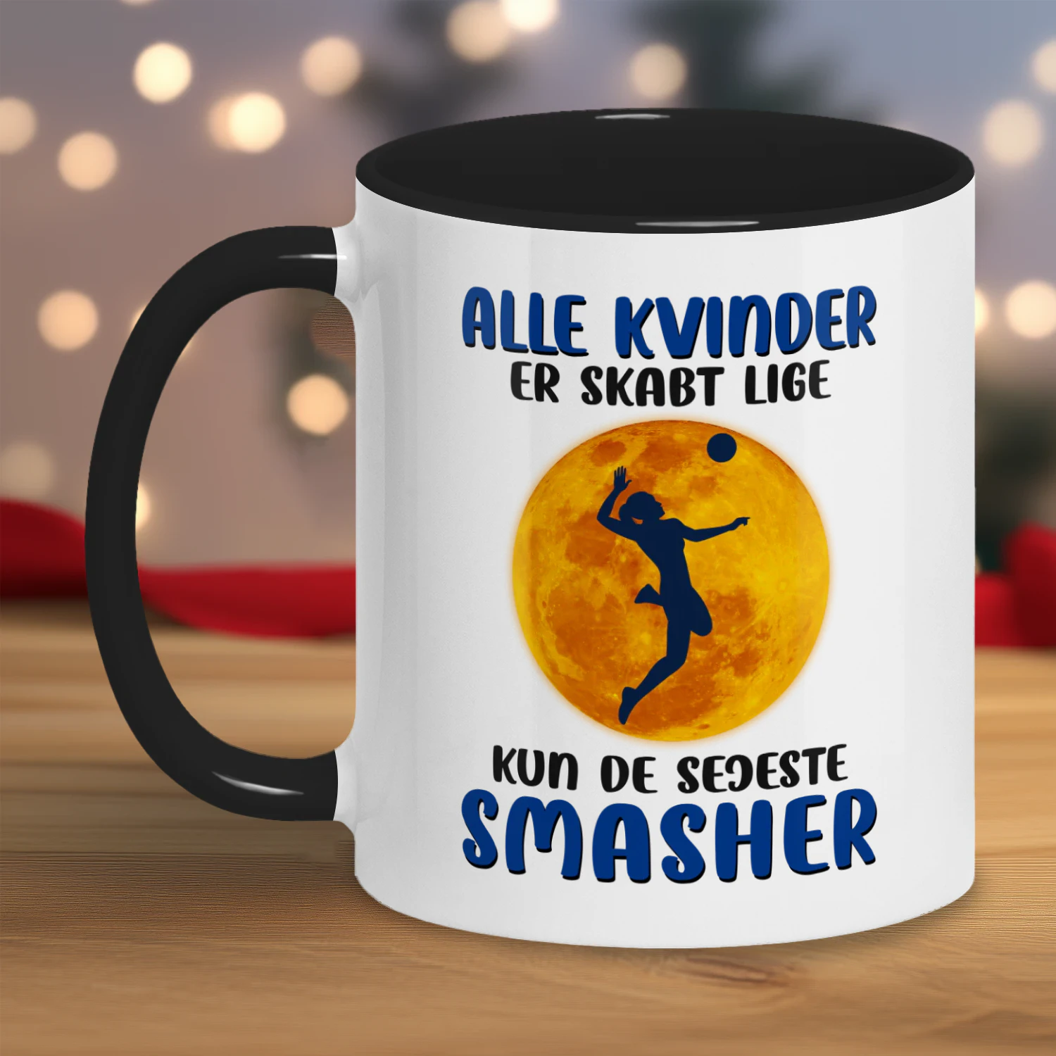 DK - Alle Kvinder Er Skabt Lige, Kun De Sejeste Smasher