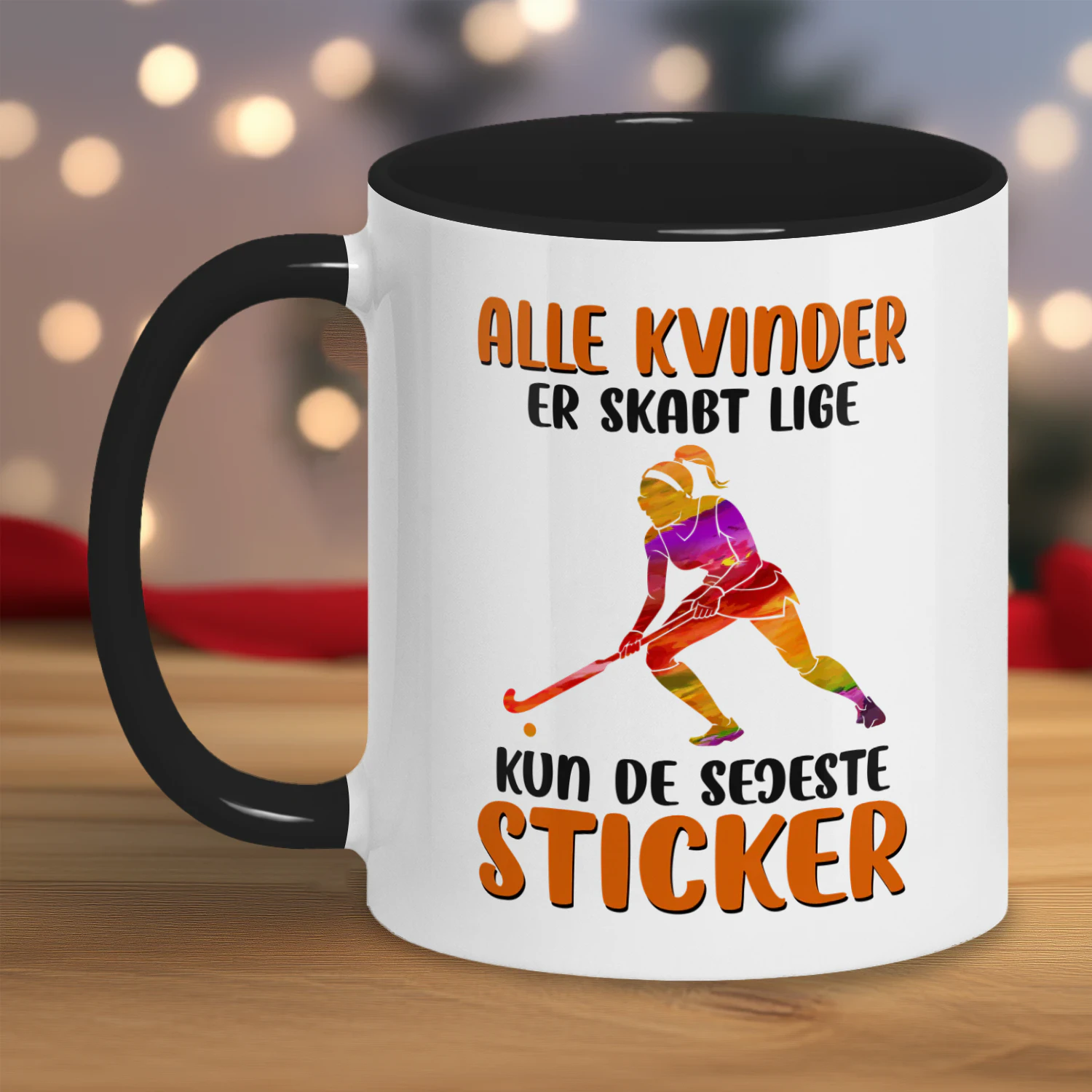 DK - Alle Kvinder Er Skabt Lige, Kun De Sejeste Sticker
