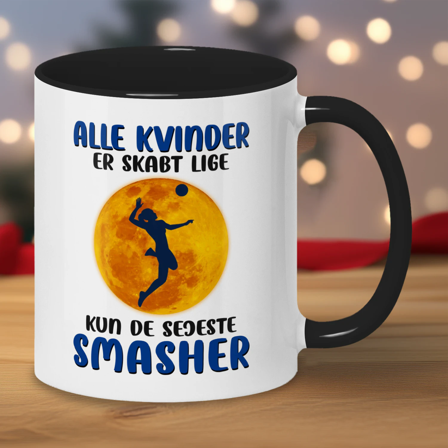 DK - Alle Kvinder Er Skabt Lige, Kun De Sejeste Smasher