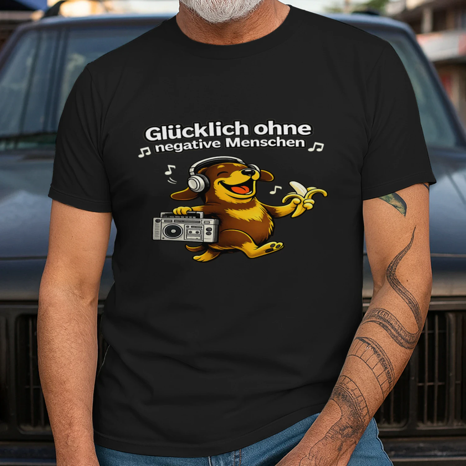 Glücklich ohne negative Menschen – Lustiges Hunde T-Shirt mit Musik-Vibes