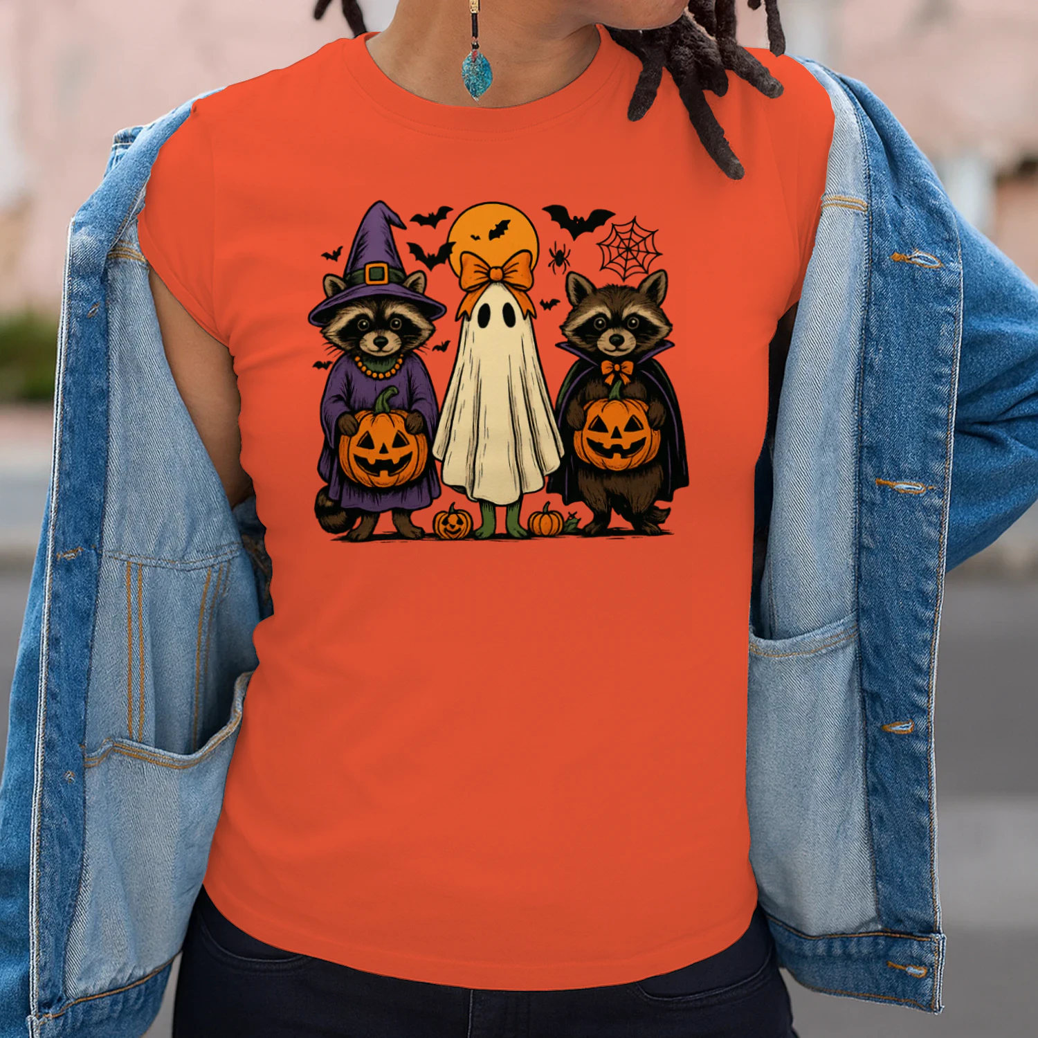  Ghost Raccoon Halloween Classic Unisex T-shirt
