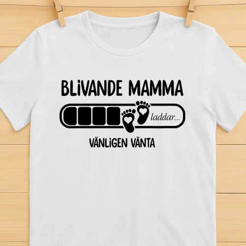 Mamma laddas - Vänligen vänta | Första mors dag-present från maken Ver 2