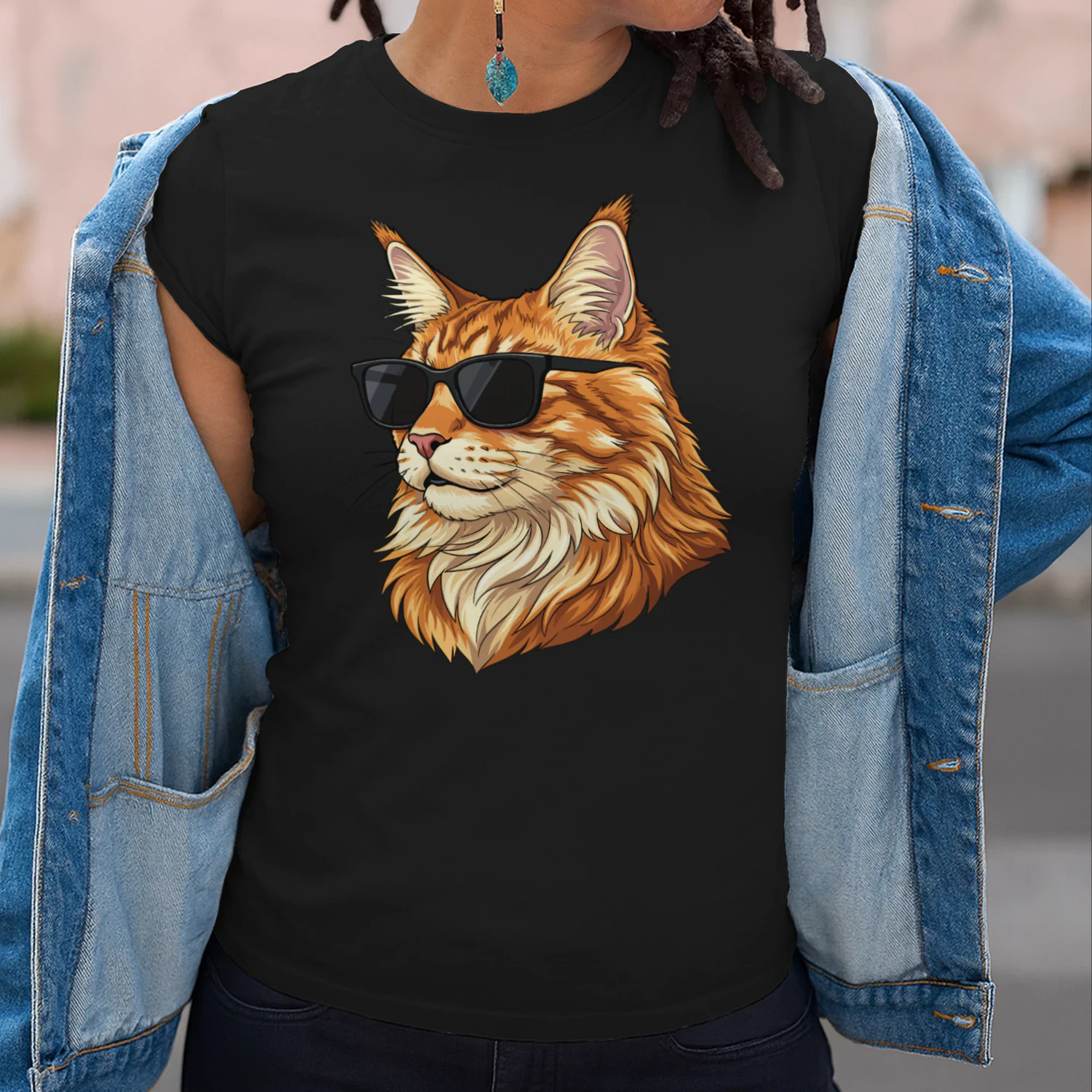 Cool Maine Coon Cat Wearing Sunglasses Retro Cute Pet Graphic