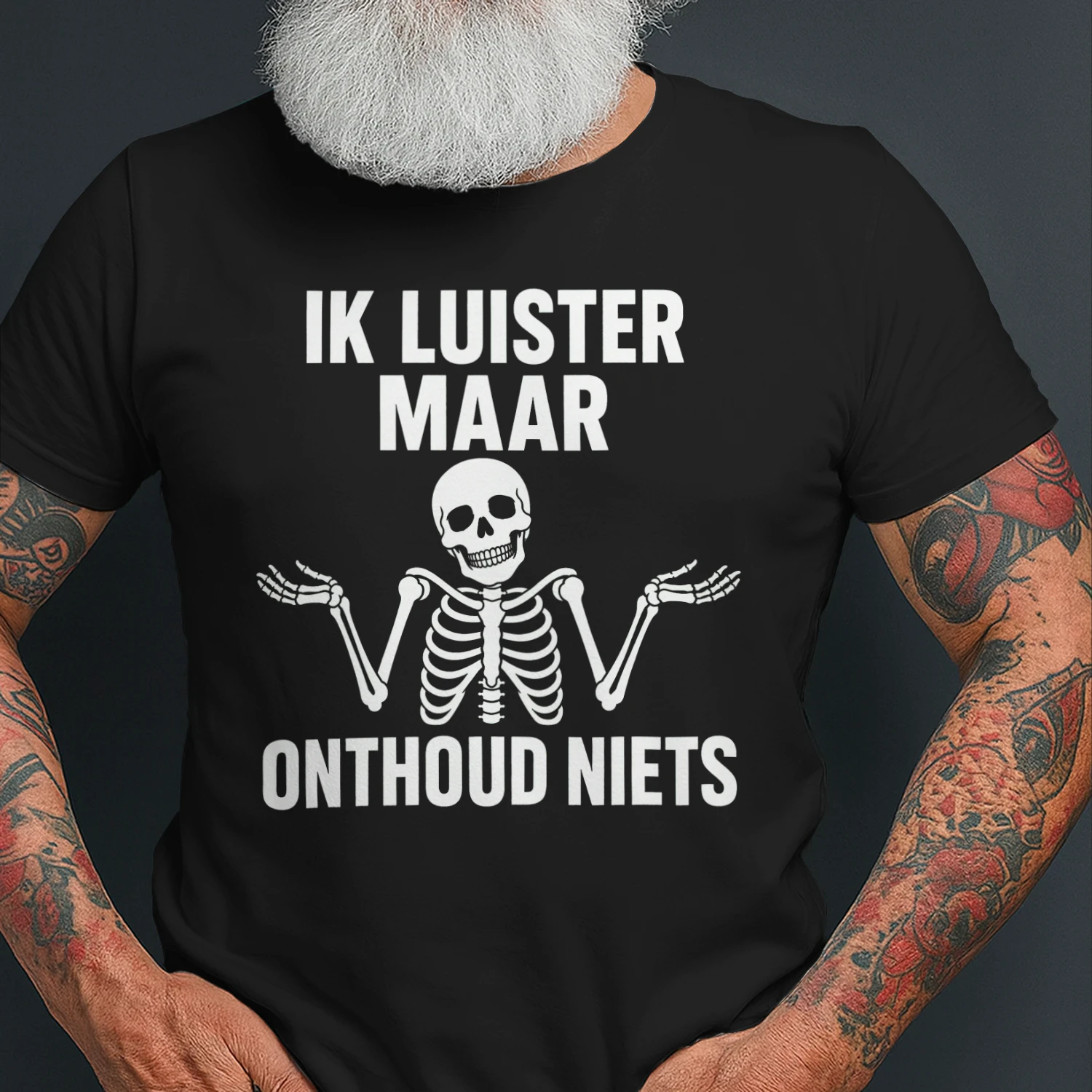 IK LUISTER MAAR ONTHOUD NIETS