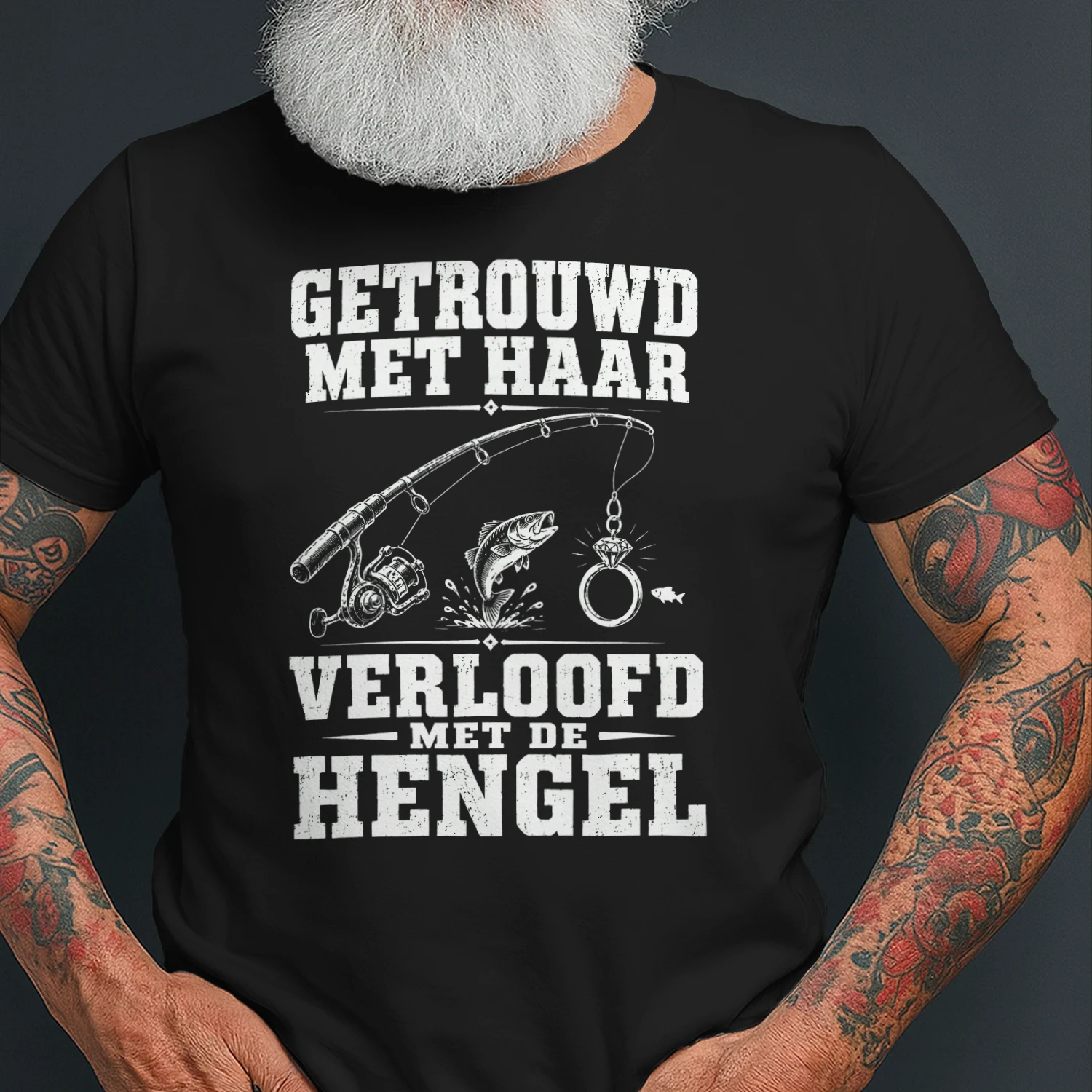 Getrouwd met haar. Verloofd met de hengel