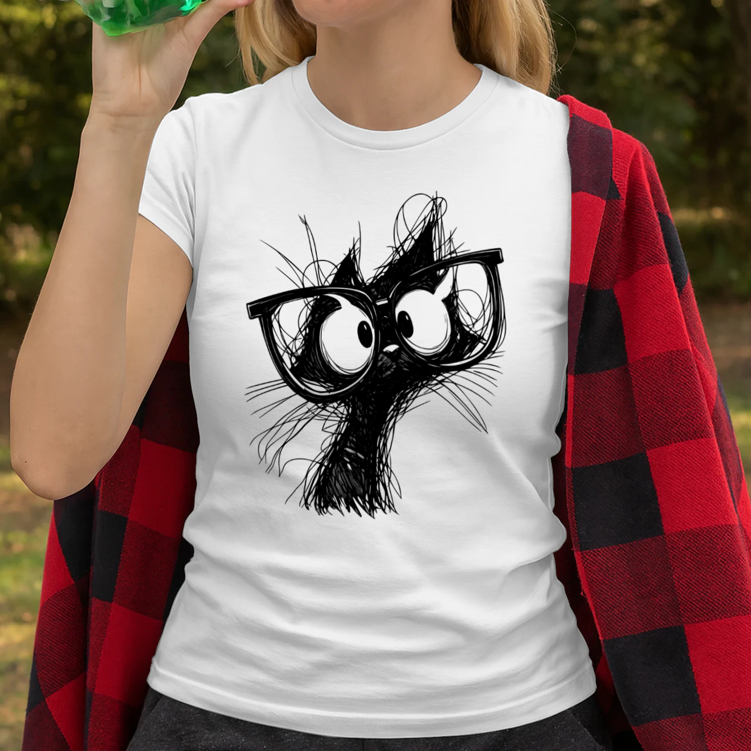 Funny Cat with Glasses T‑Shirt – Black & White Sketch Style Tee for Cat Lovers, Pet Owners & Gift Ideas
