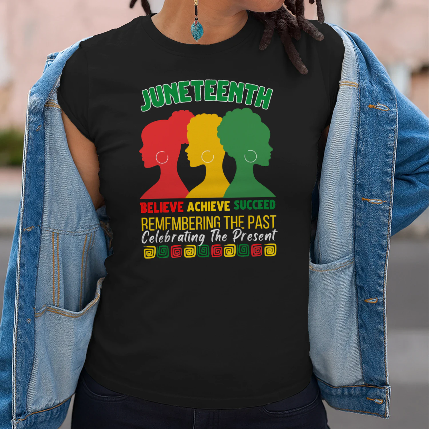Juneteenth Pride Bold Afro Silhouette Empowerment Art Classic Women's T-shirt