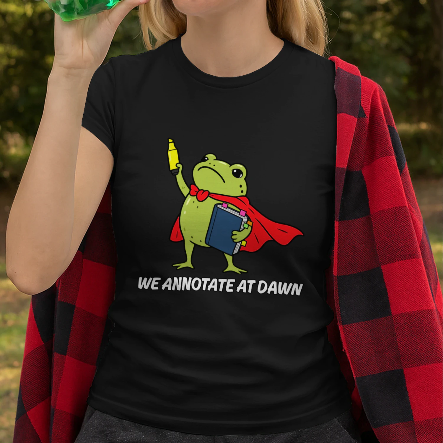 We Annotate At Dawn English Teacher Funny Frog Reader T-Shirt