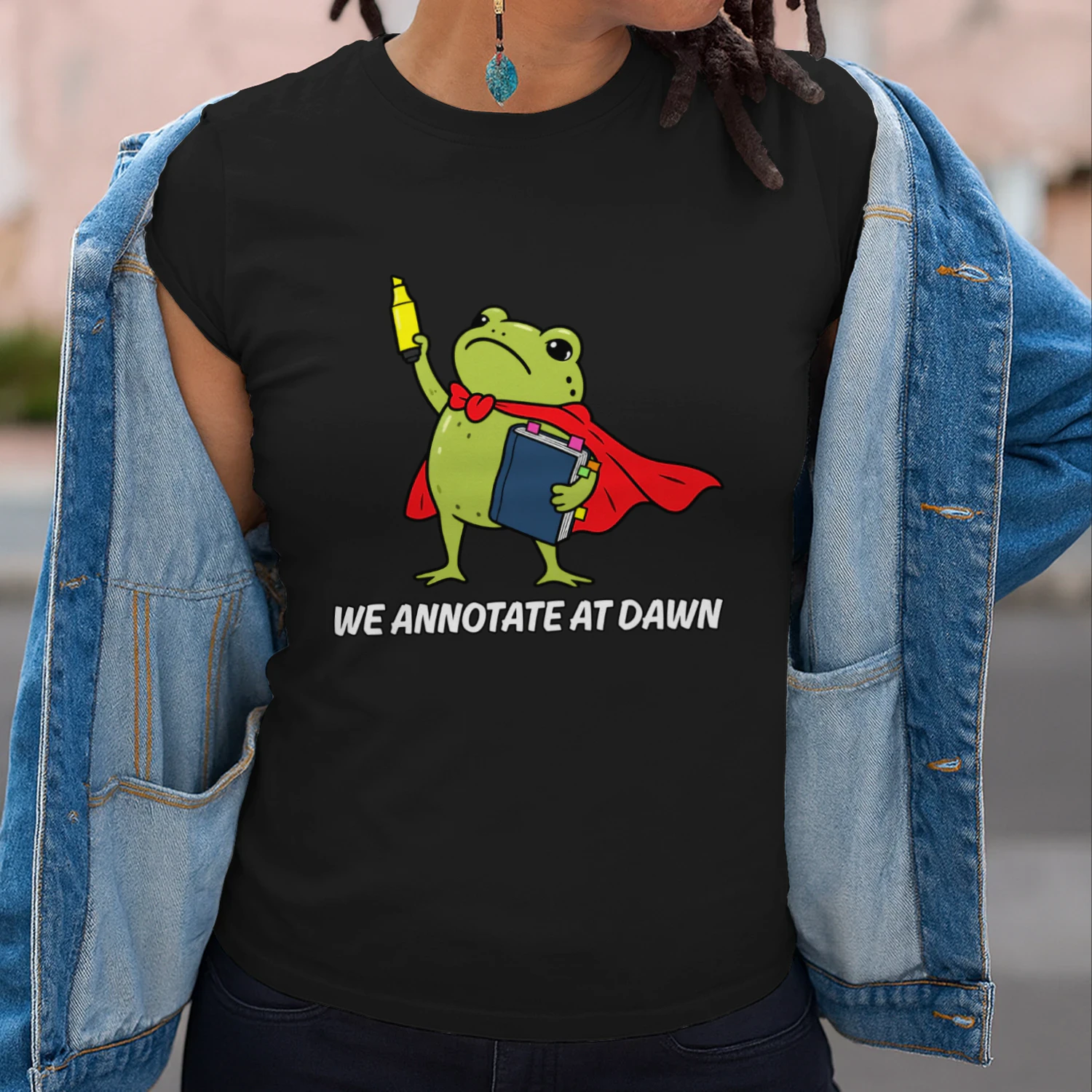 We Annotate At Dawn English Teacher Funny Frog Reader T-Shirt