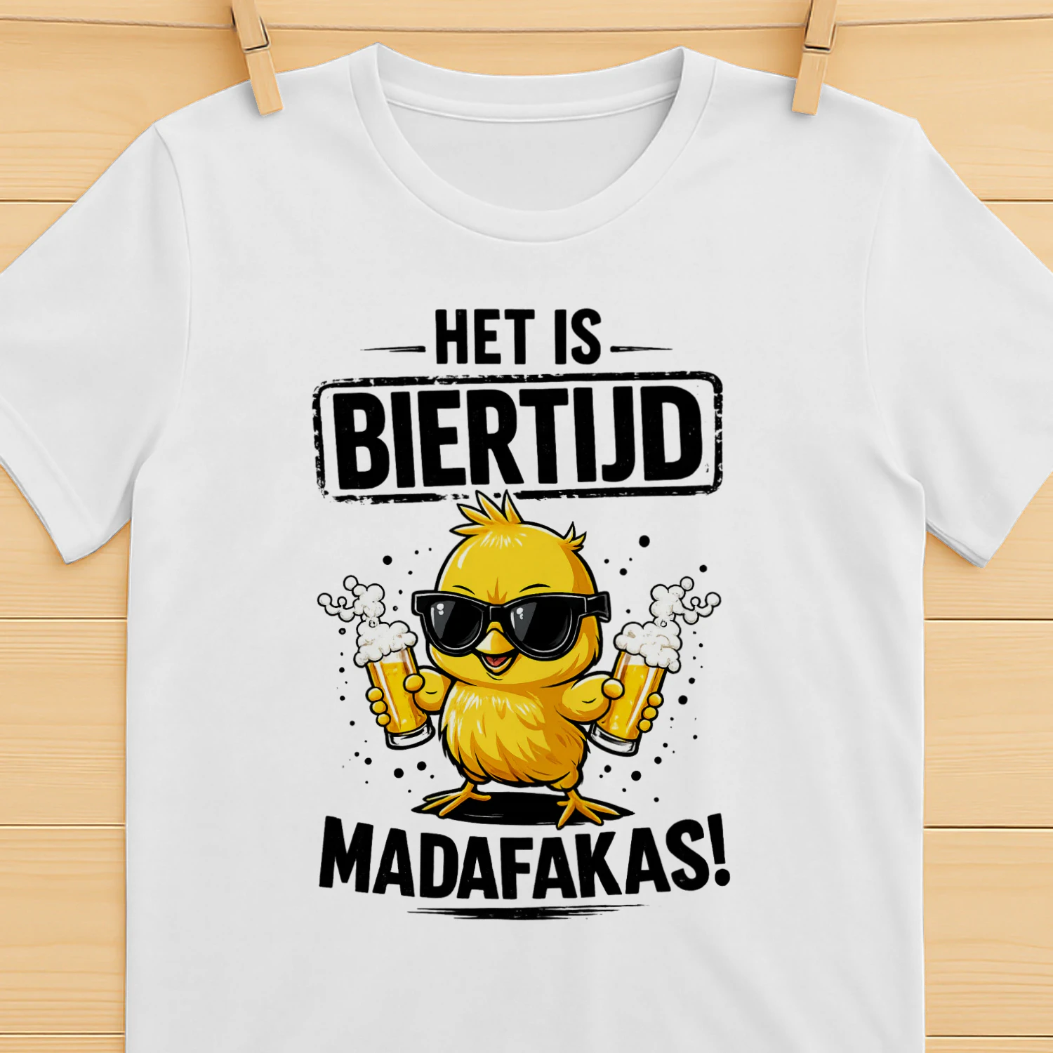 Het is Biertijd Madafakas T-Shirt